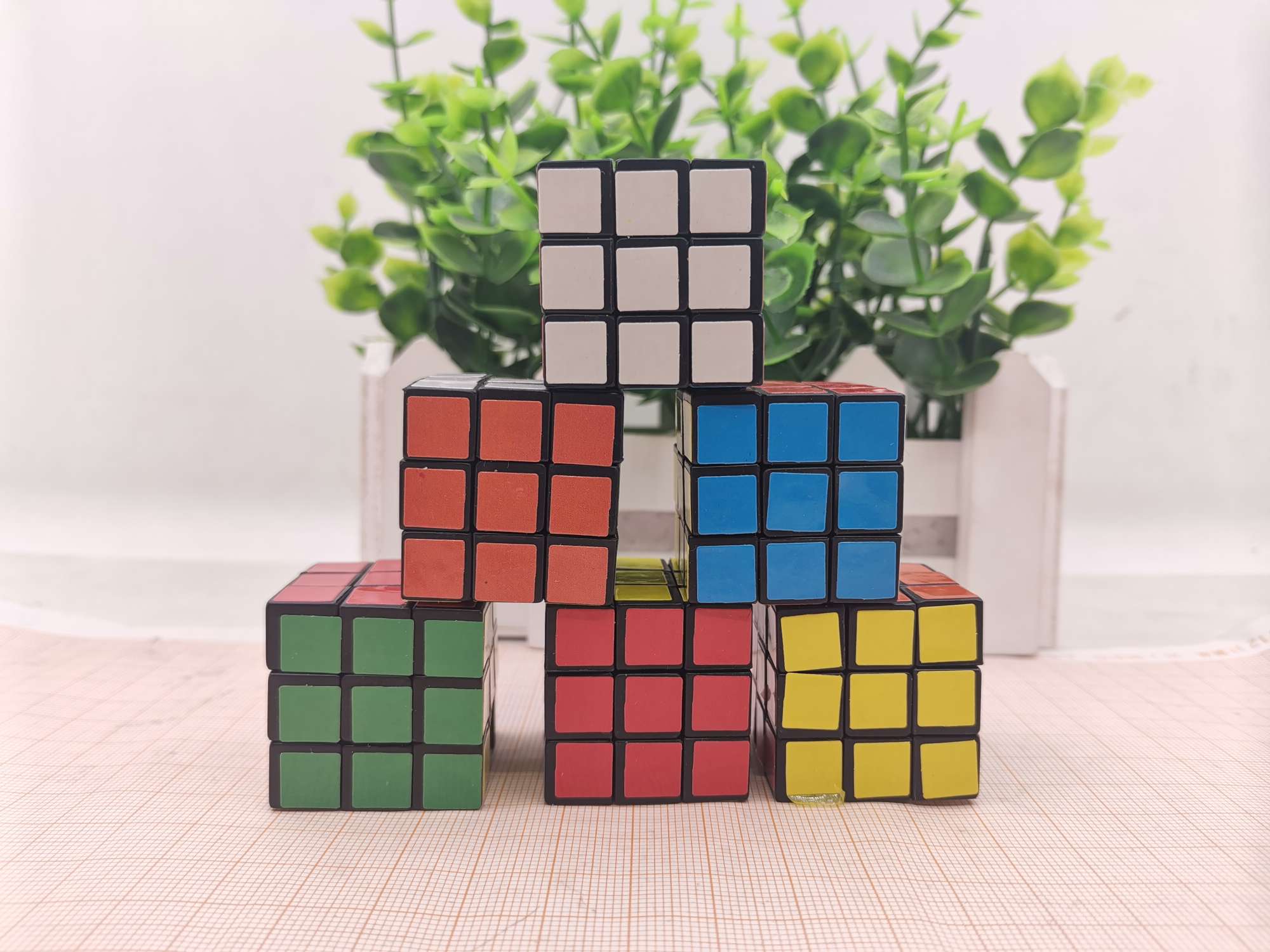 智力魔方实物图