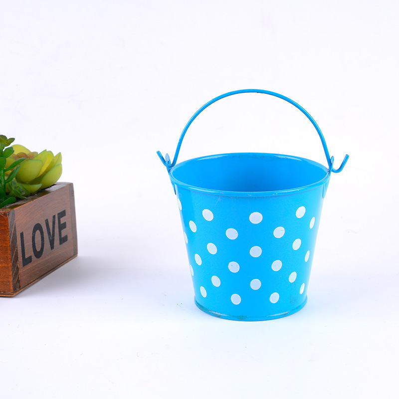Patterned small bucket Specification image