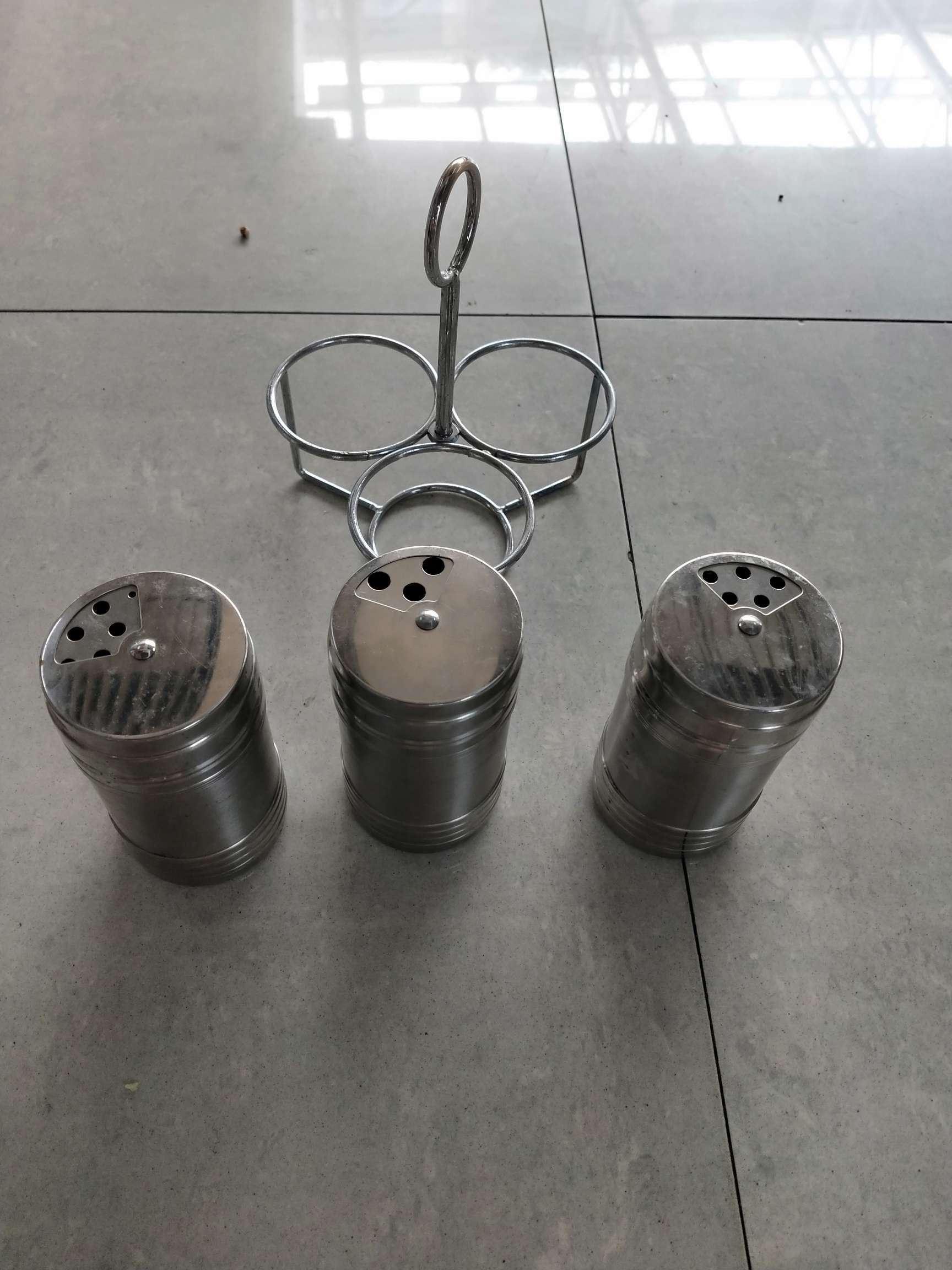 不锈钢胡椒罐细节图