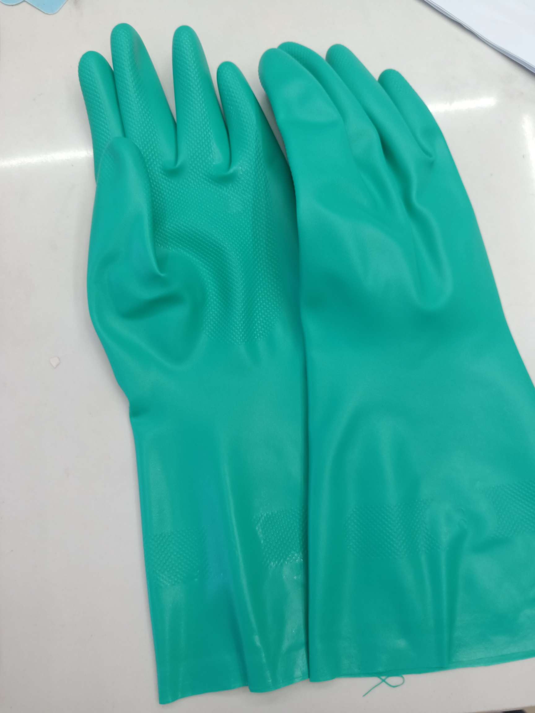 绿色丁晴手套