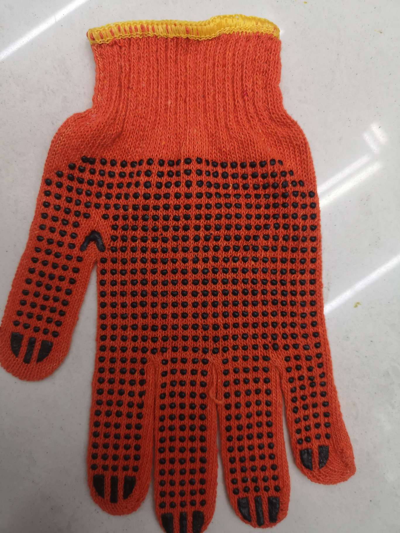 Orange ten - needle cotton yarn black spots