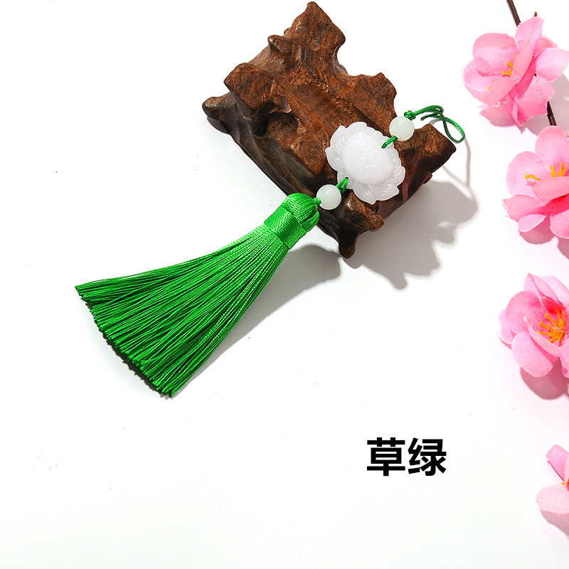 New Imitation White Jade Lotus Tassel Hanging Ho Short Fat Model Application Scenario