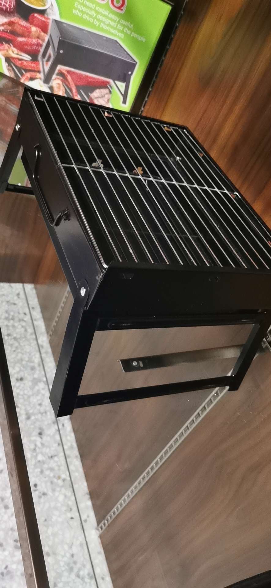 小黑钢烧烤炉  货号46a小号烧烤炉细节图