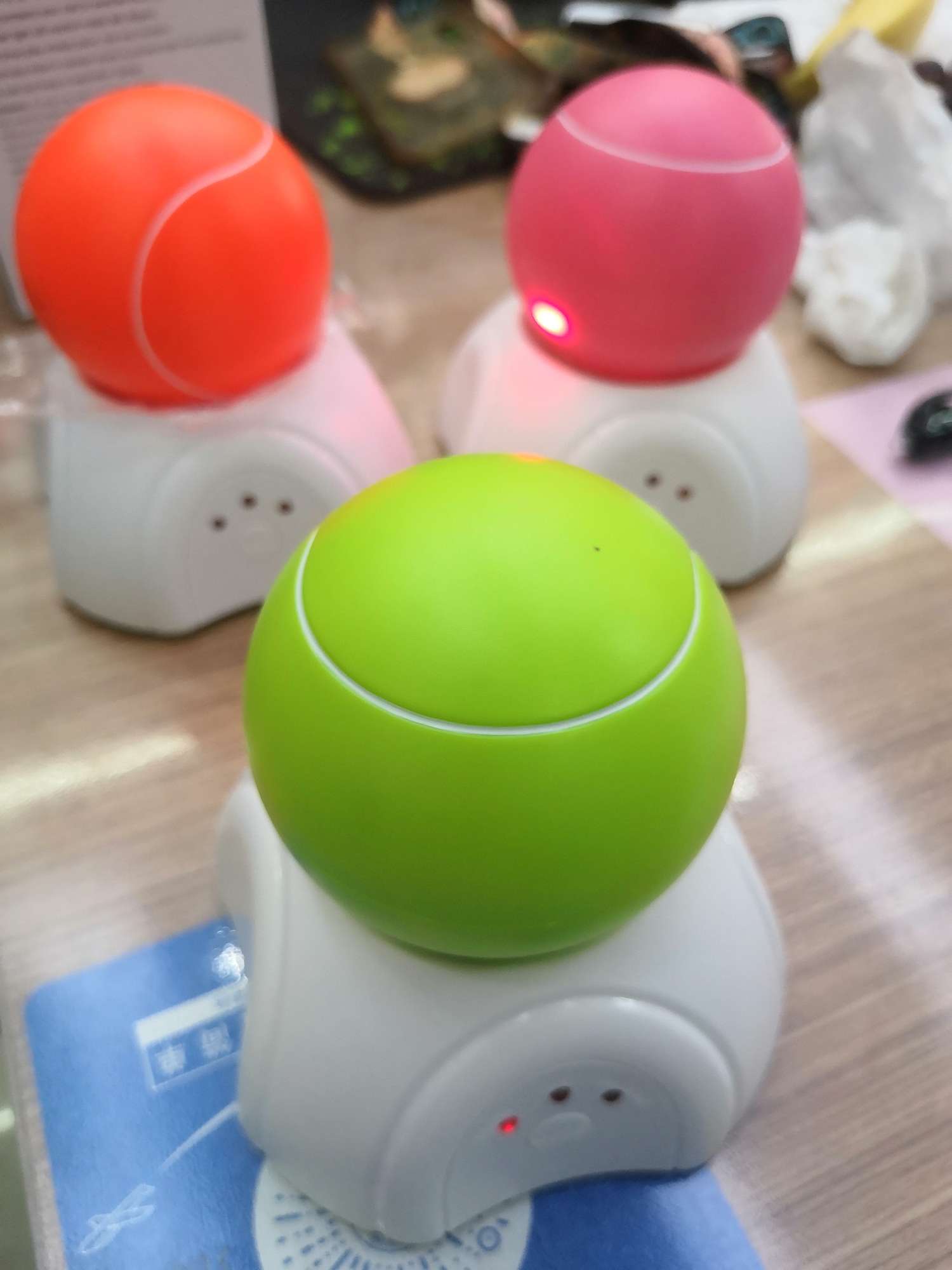 360度旋转，镭射探照灯转转宠物宝宝玩具！