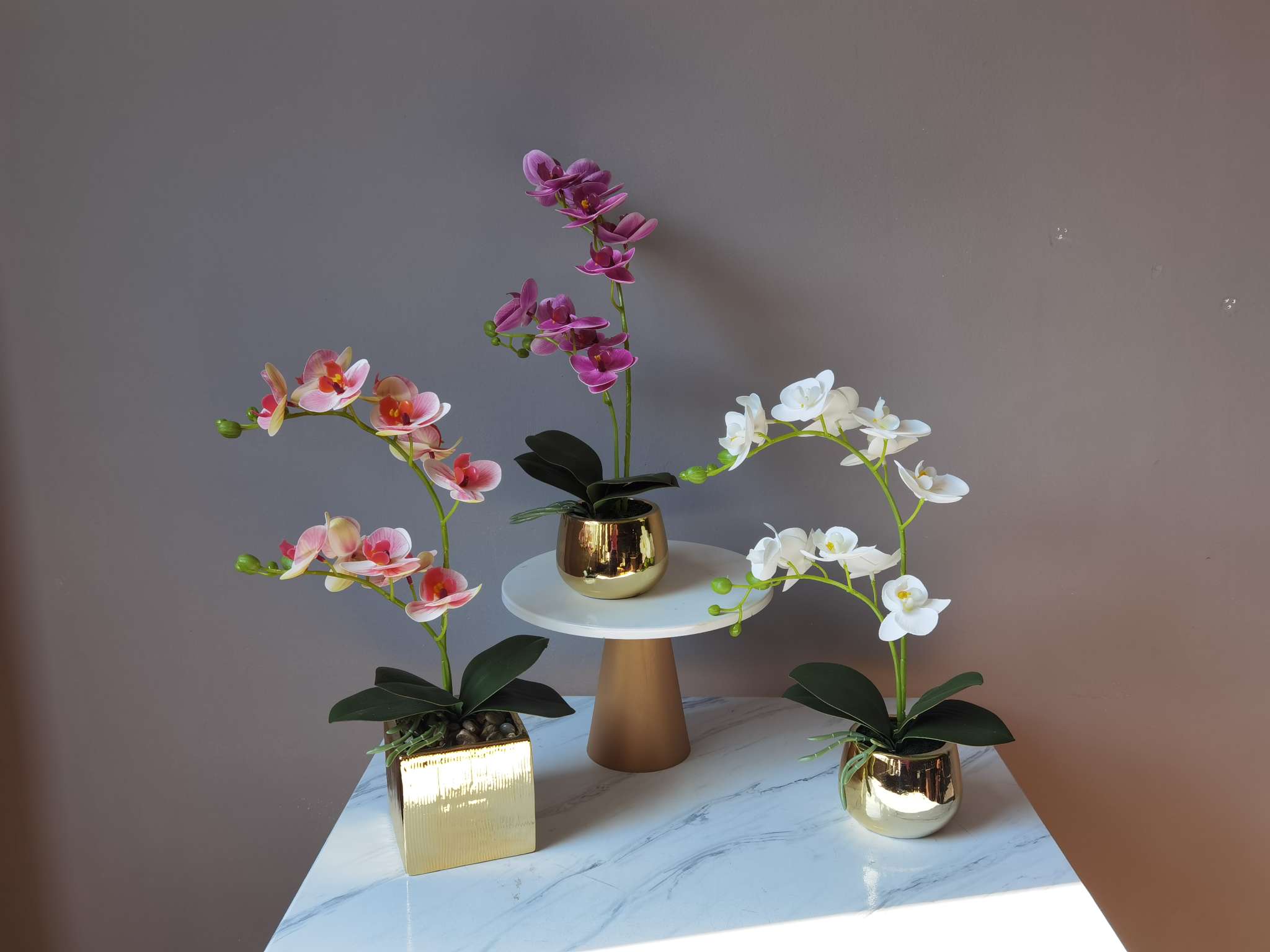 Light luxury simulation Phalaenopsis potted plant bonsai, home decoration ornaments, coffee tables, TV cabinets, dining tables, tabletop decorations, best-selling products for foreign trade undefined