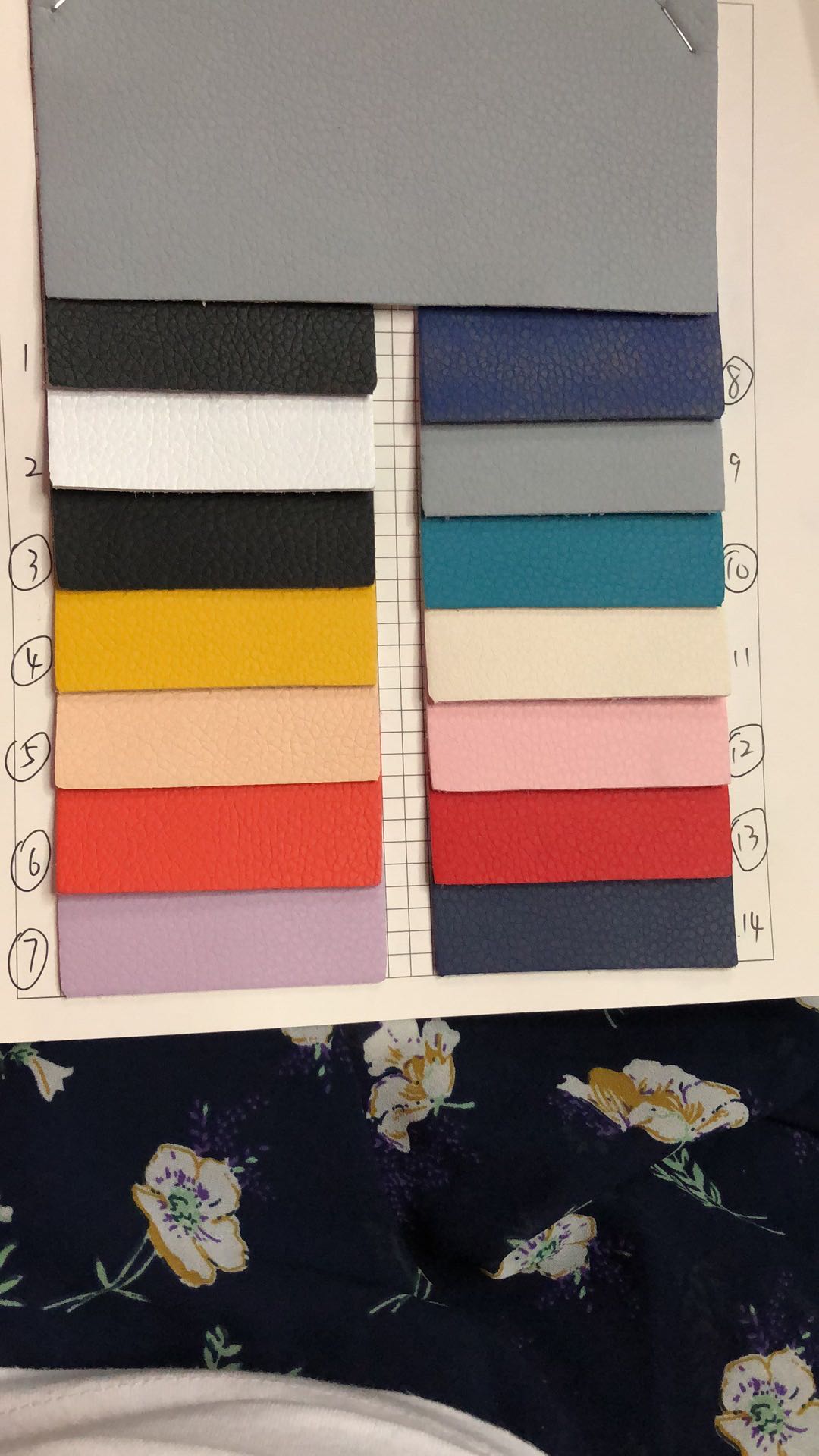 Factory direct sales of genuine super litchi pattern 1.4mm thick colored shoe leather and sofa leather Specification image