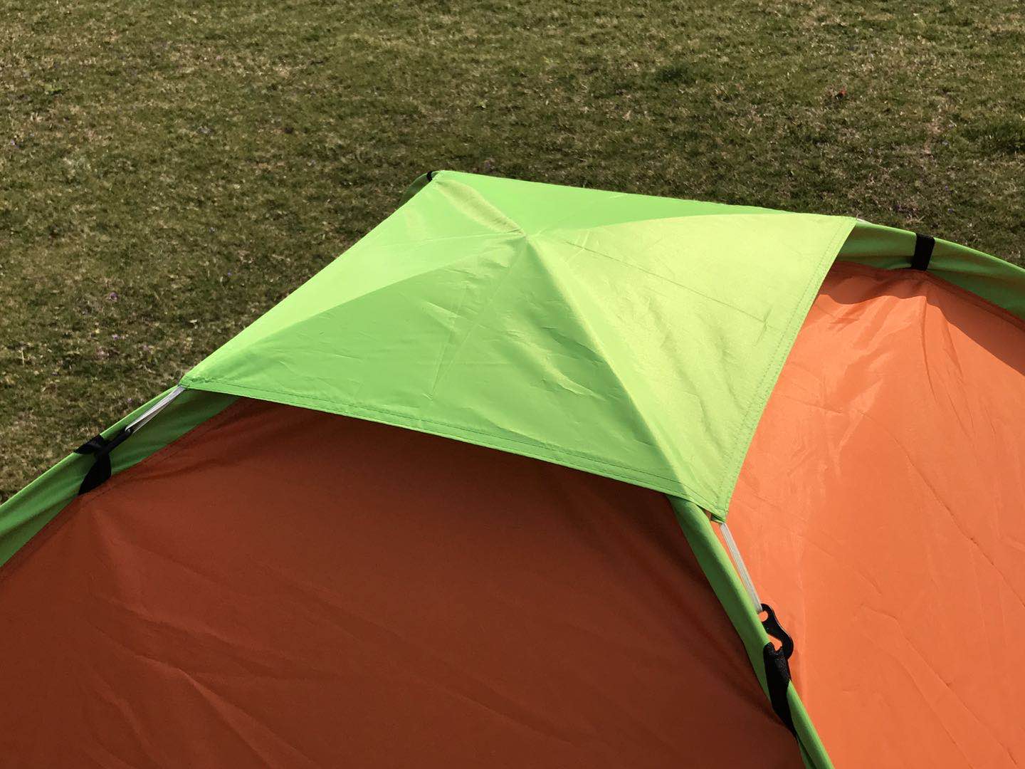 رمي، خيمة في الهواء الطلق Specification image