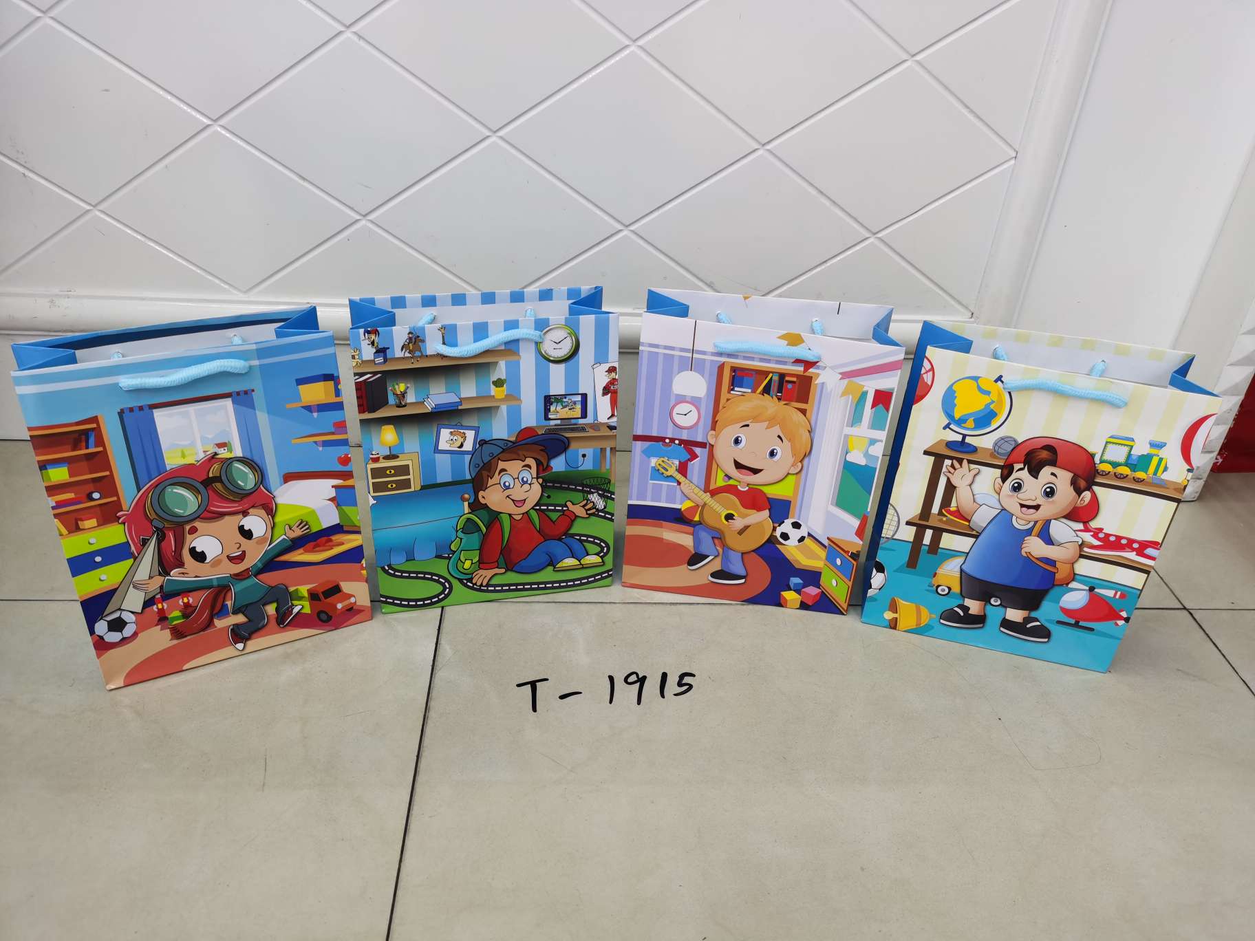 厂家现货供应高档宽底礼品袋手提袋 创意服装购物包装纸袋可定制图