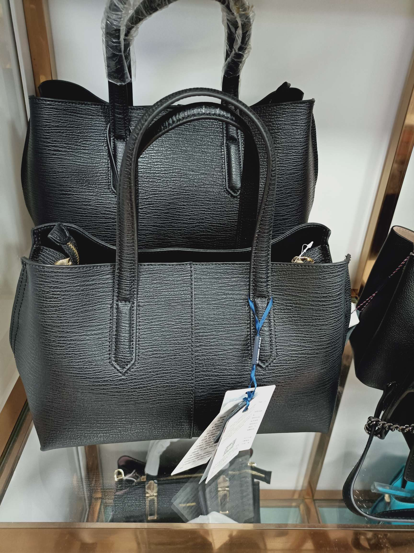 英国保罗真皮女包P66910-3A产品图