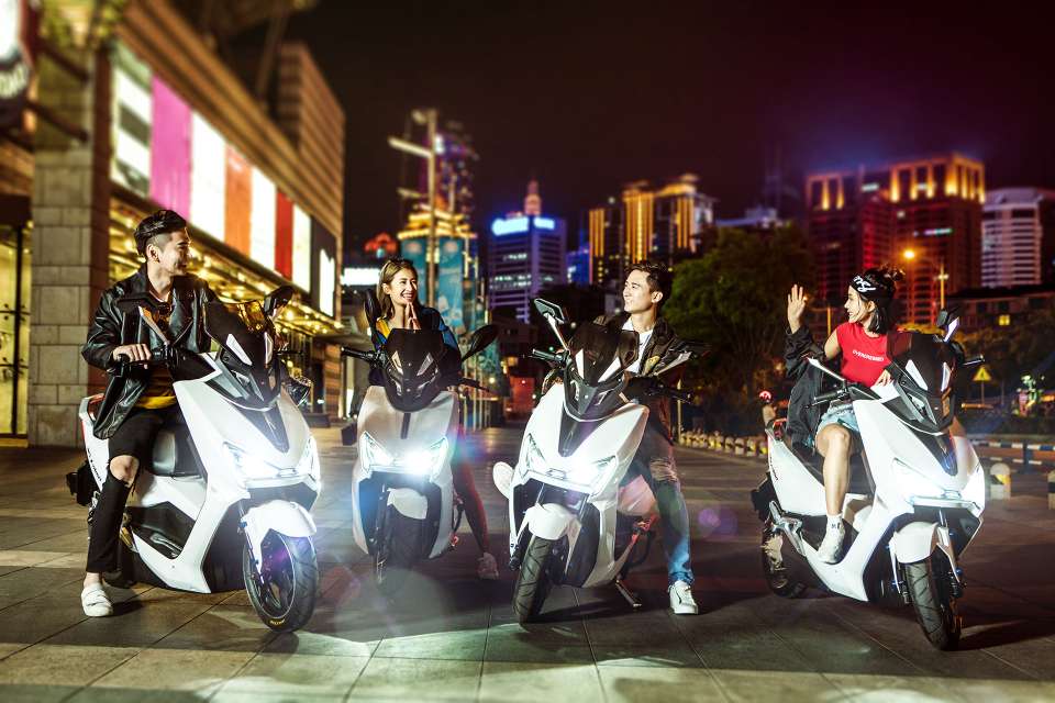 Emma's new electric scooter, the LYM-029 undefined