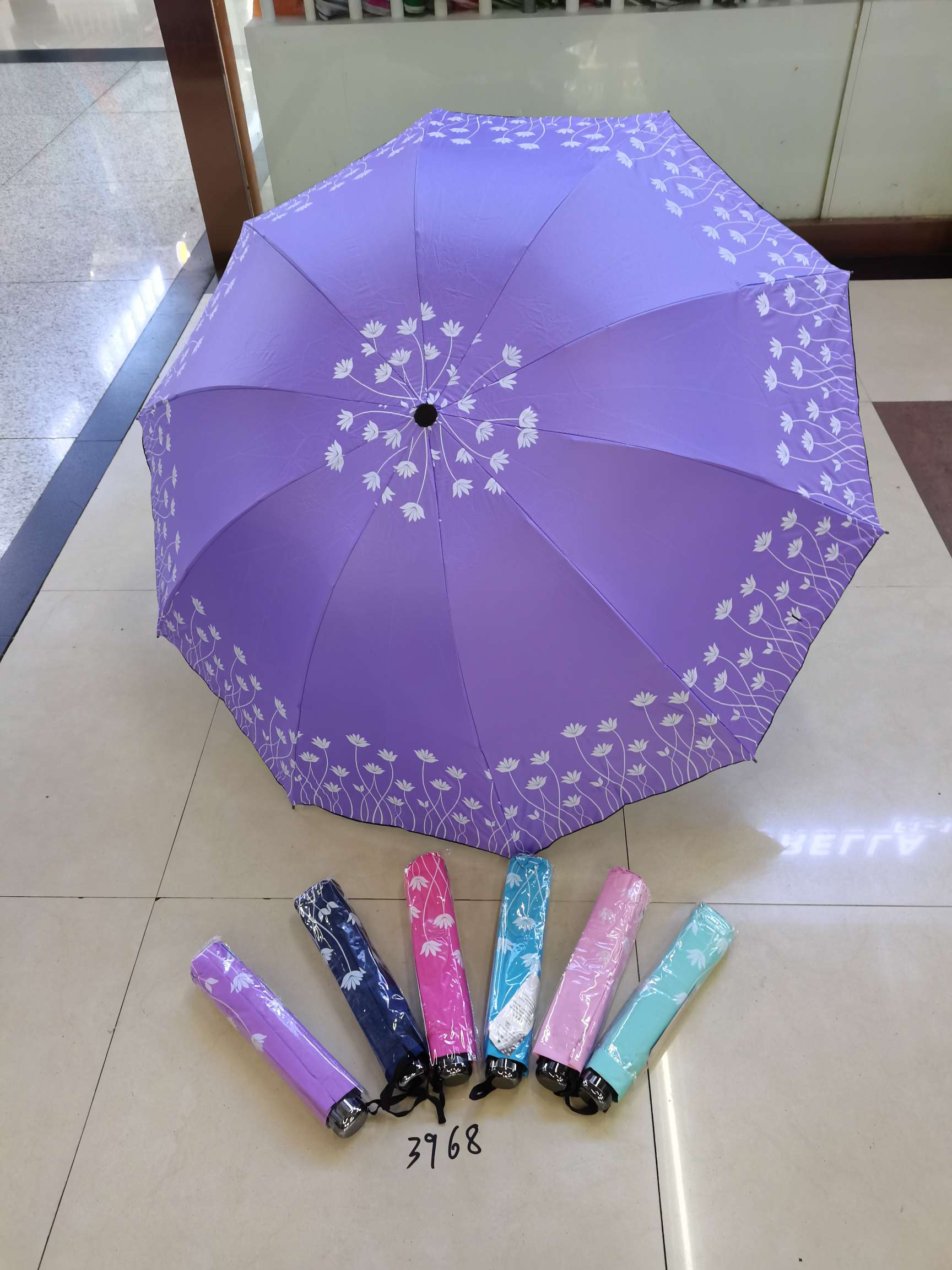 黑胶防紫外线伞产品图