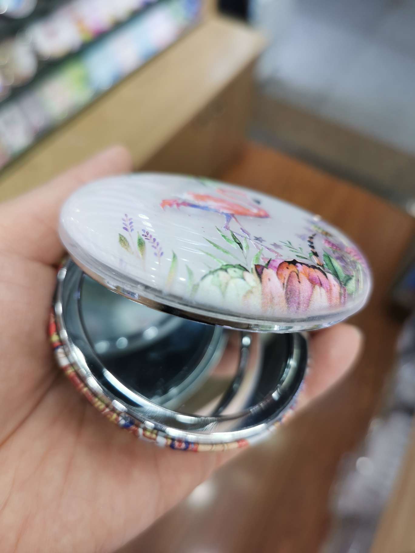 Hamburg quicksand mirror details Picture