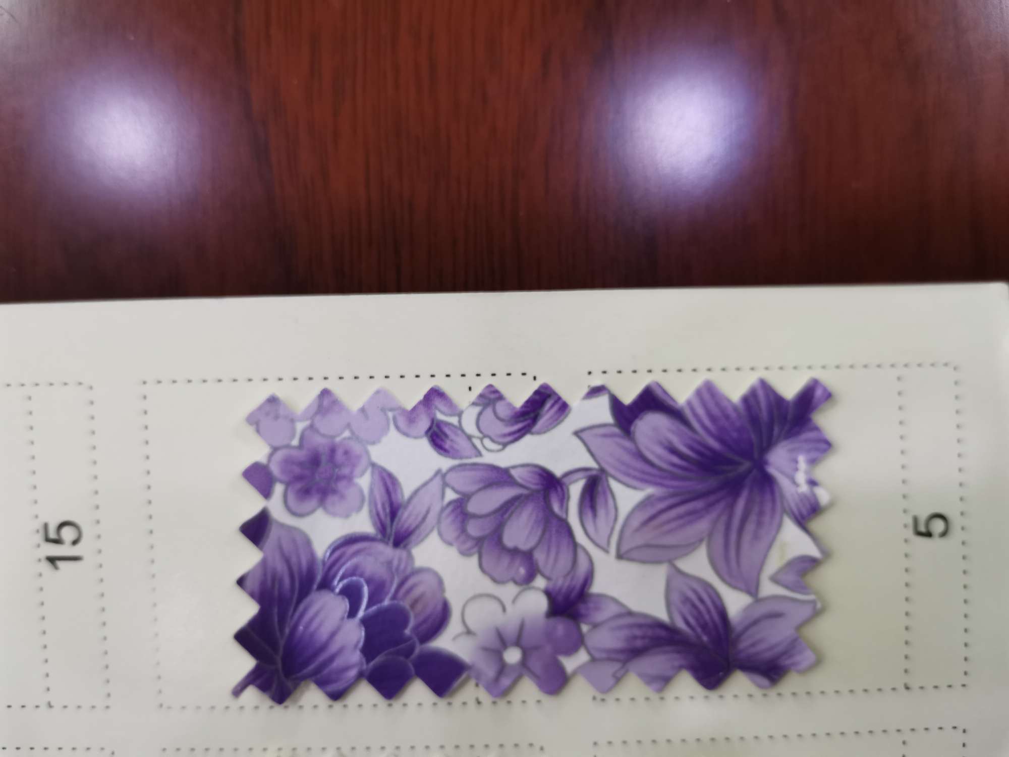 厂家直销热销新款  花儿—3皮革大量现货高中低档箱包沙发鞋材面料