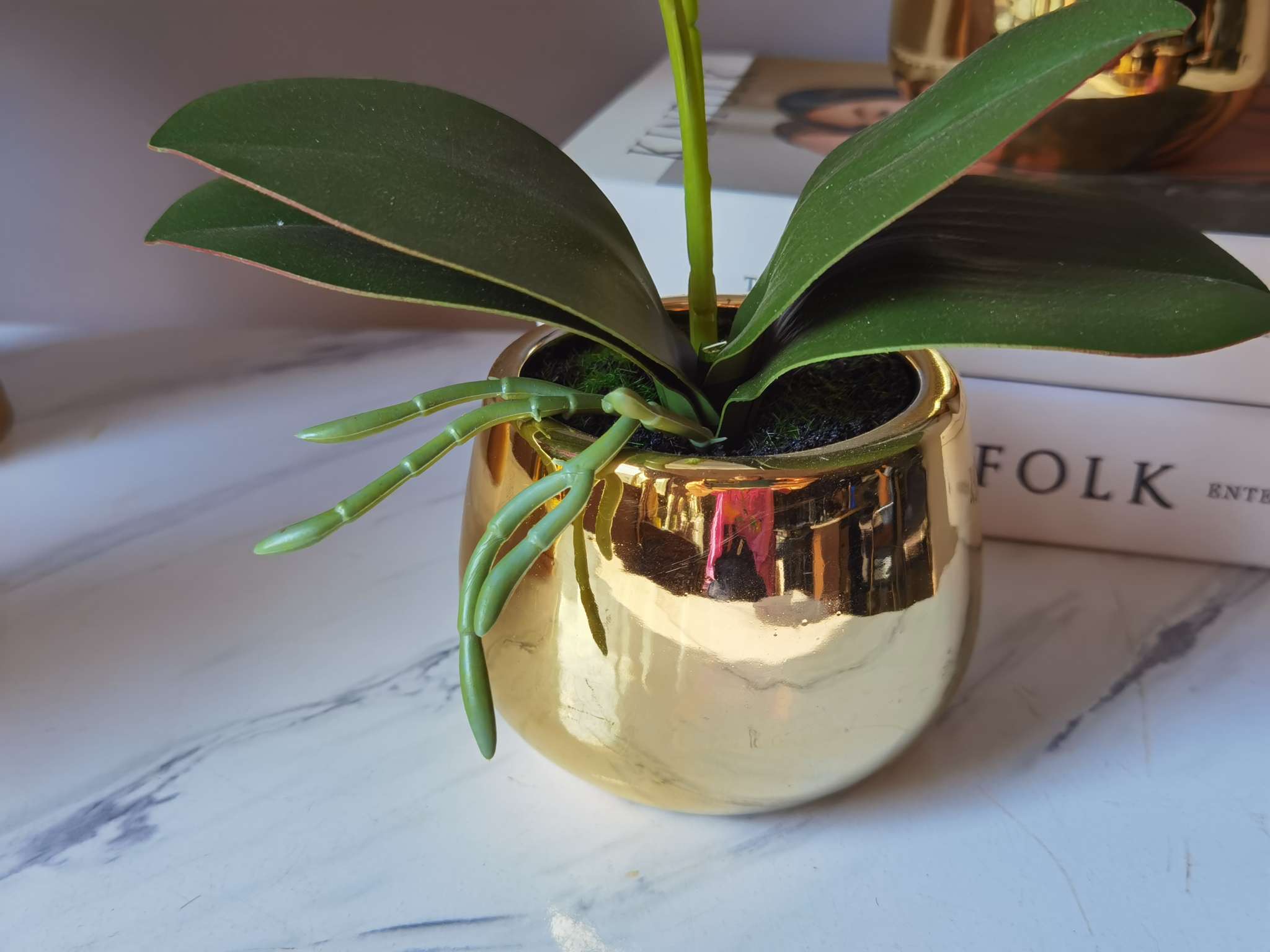 Light luxury simulation Phalaenopsis potted plant bonsai, home decoration ornaments, coffee tables, TV cabinets, dining tables, tabletop decorations, best-selling products for foreign trade undefined