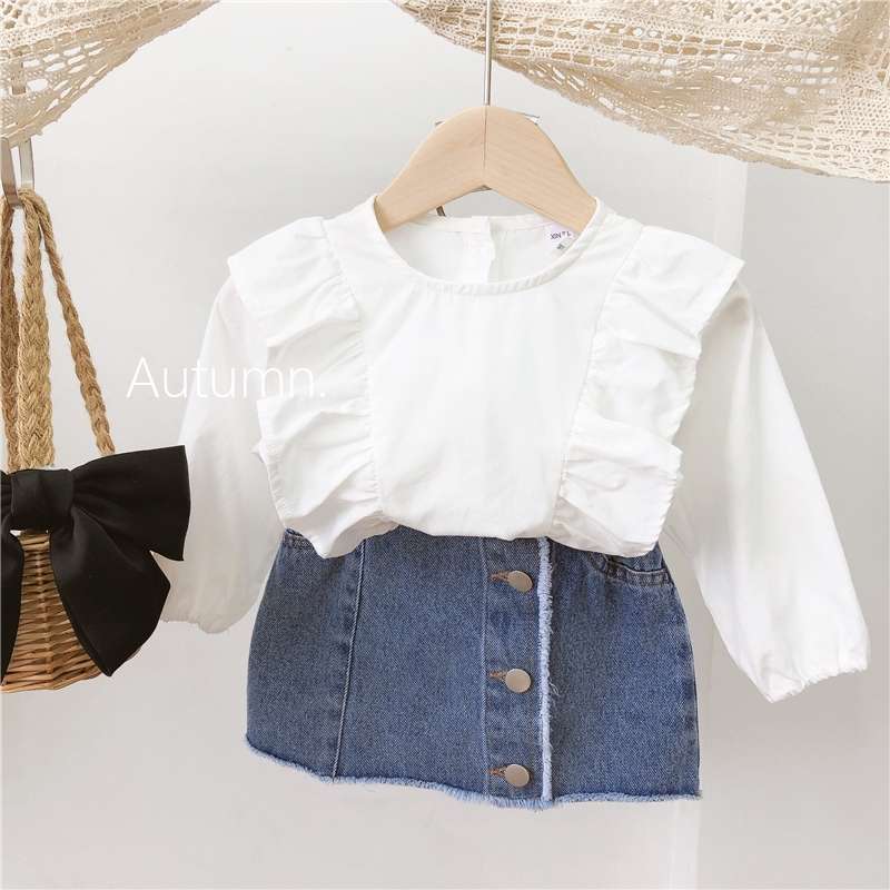 Girl's white shirt suit fashion edition thumbnail
