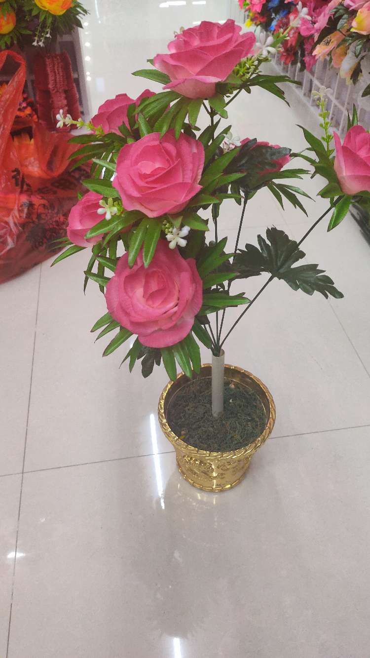 سبعة ورود ذهبية details Picture