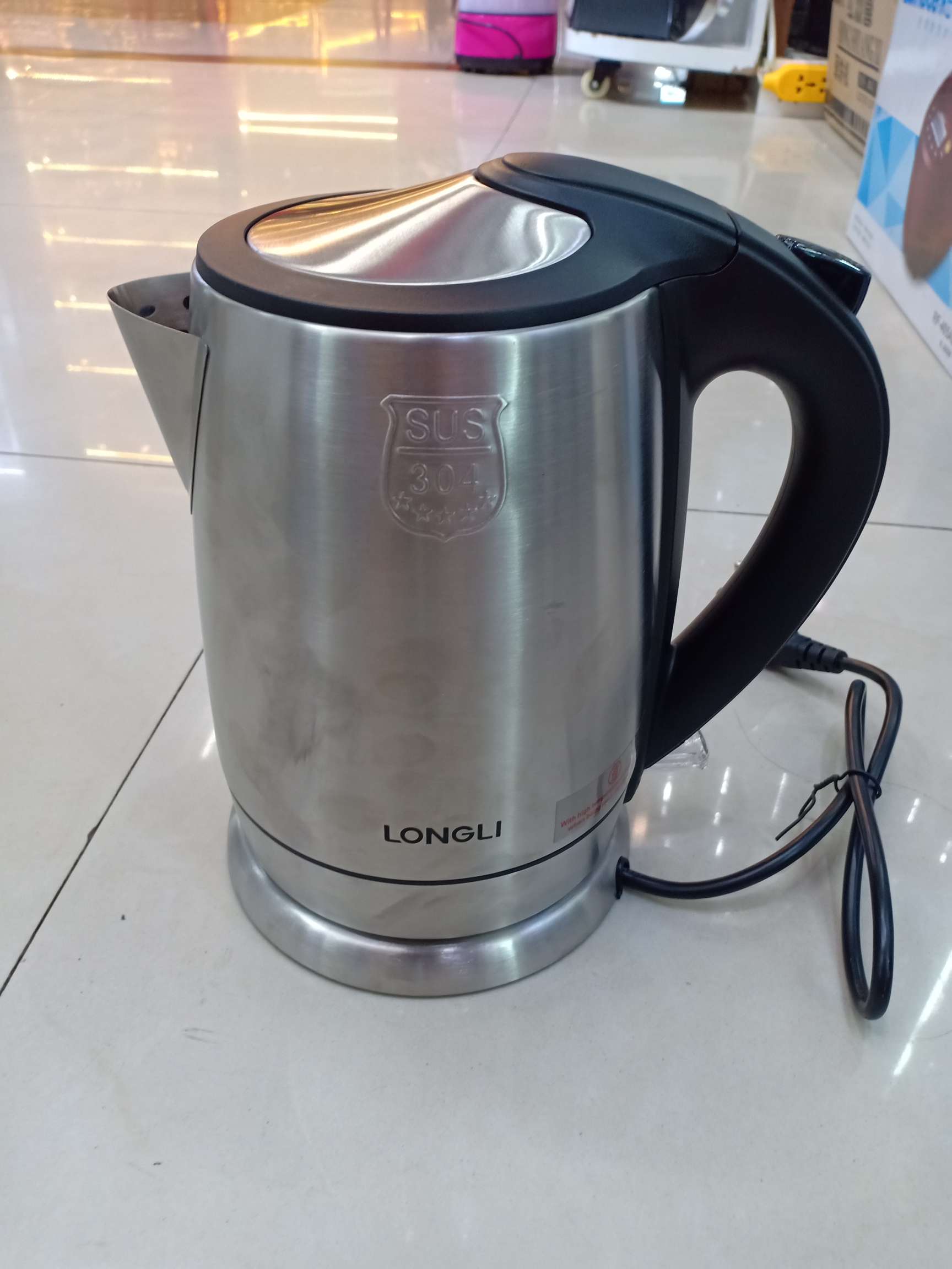 Wholesale of electric kettles for foreign trade export, large-capacity boiling kettles, 304 stainless steel electric kettles, automatic power-off electric kettles from manufacturers Application Scenario