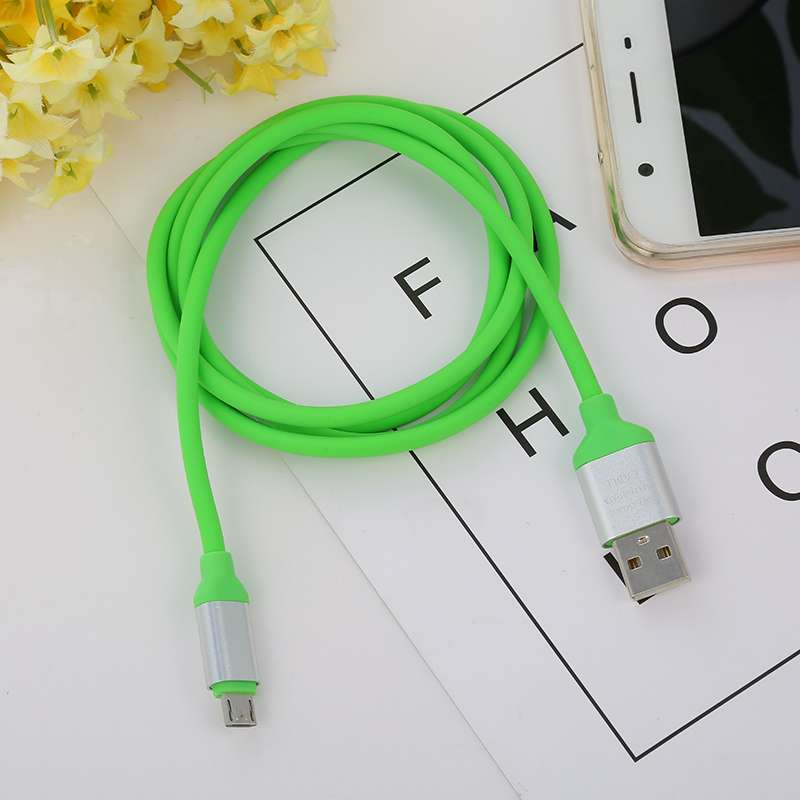 1.2Q弹安卓苹果tYPE-C数据线白底实物图