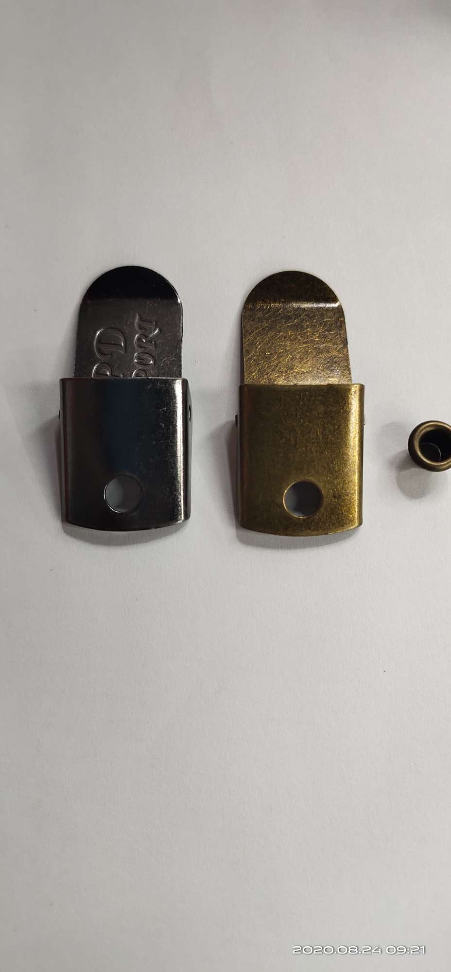There are all kinds of cap buckles details Picture