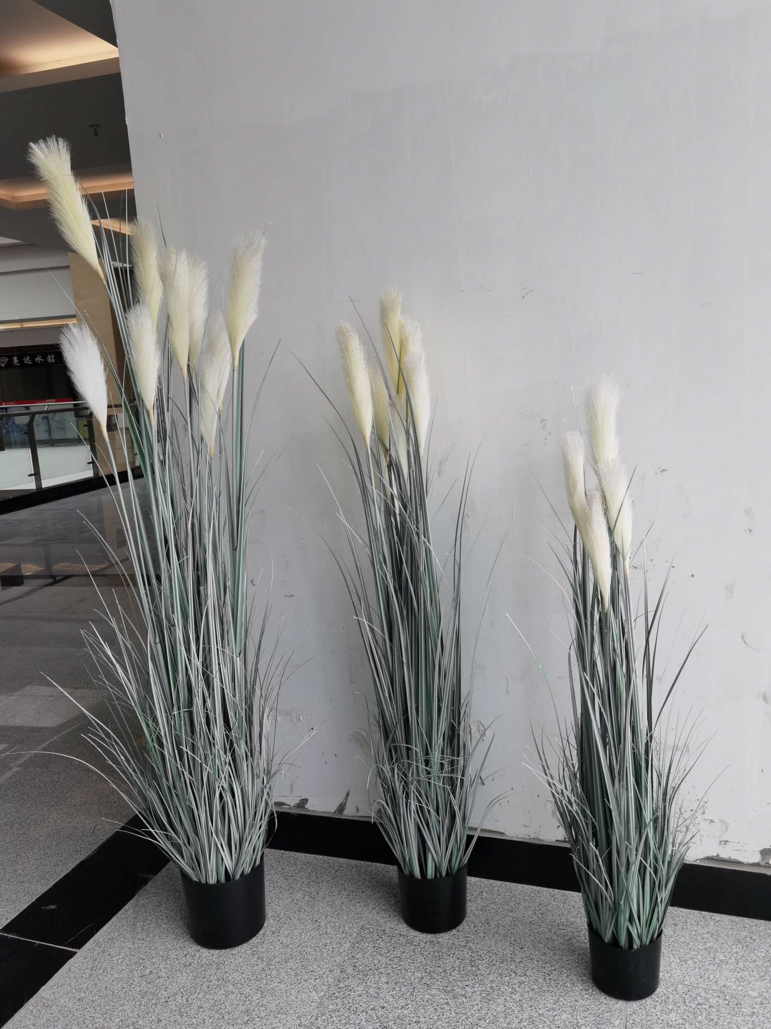 Simulated reeds, onion grass potted plants, bonsai, home decoration ornaments, window display decoration props, visual merchandising, wedding decoration ornaments undefined