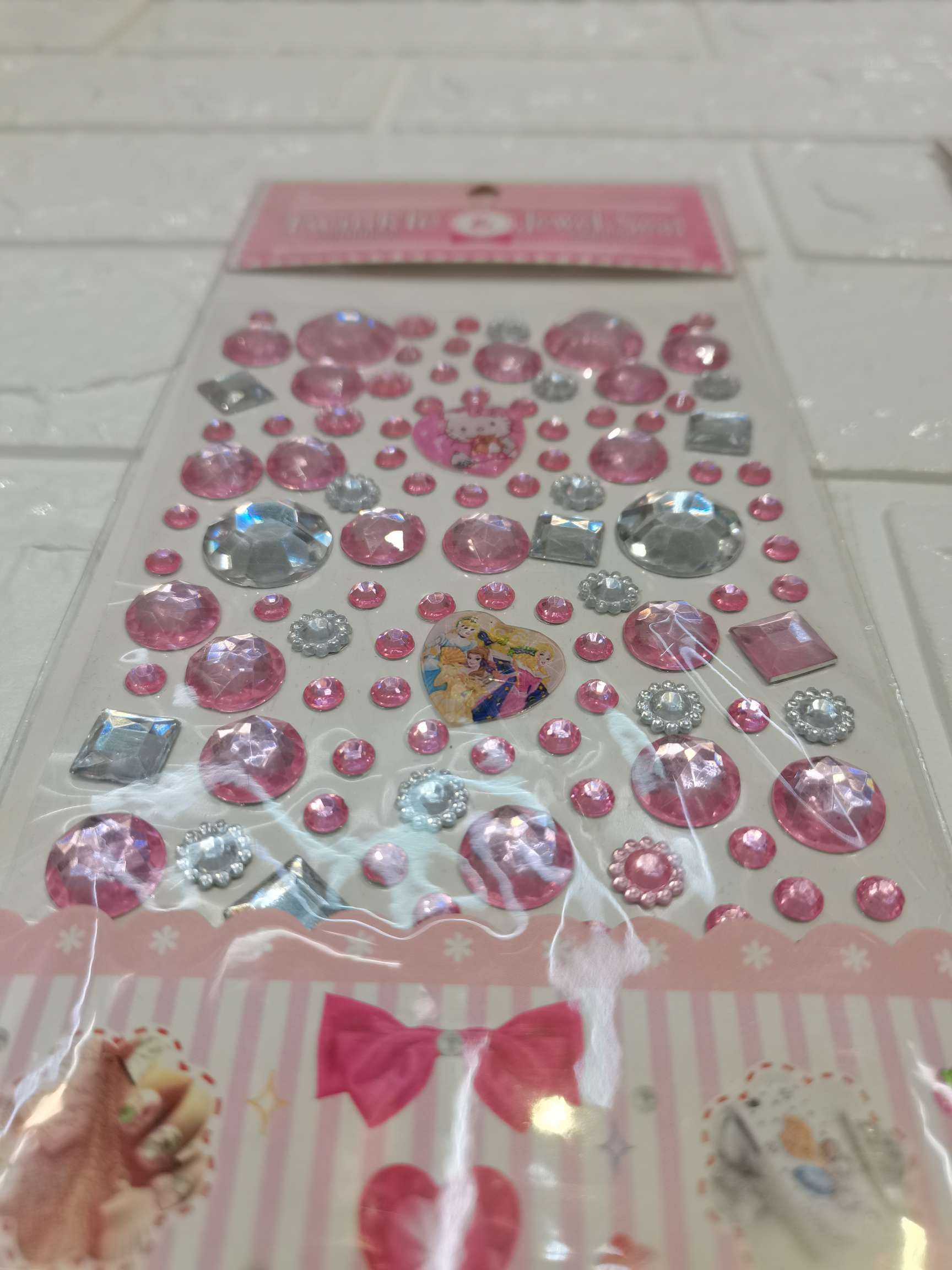 钻贴满天星细节图