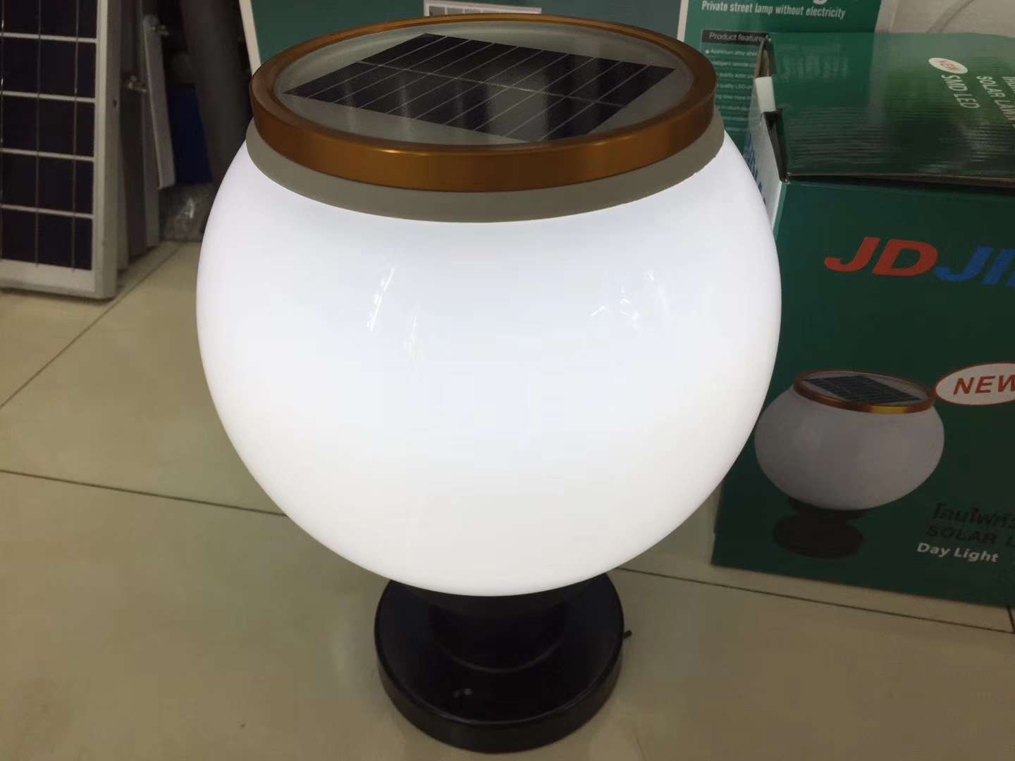 Solar column head lamp details Picture