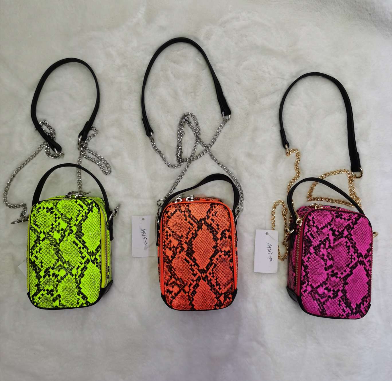 迷你荧光跨包图