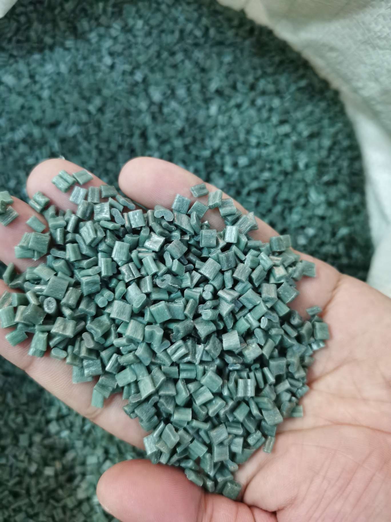 Light green small particle high-pressure material details Picture