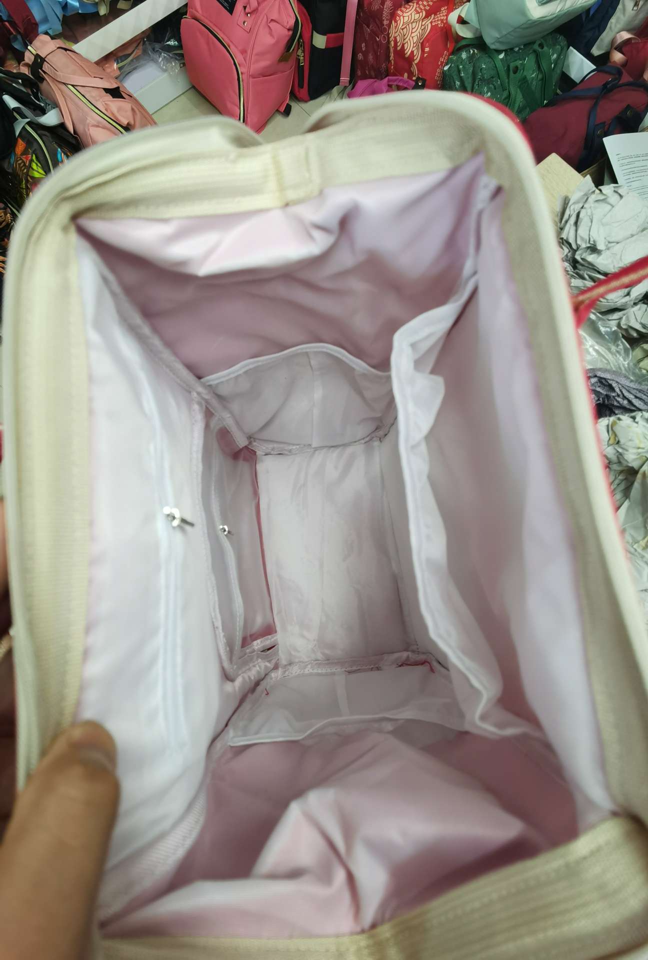 多功能新款妈咪背包，可当书包旅游背包细节图