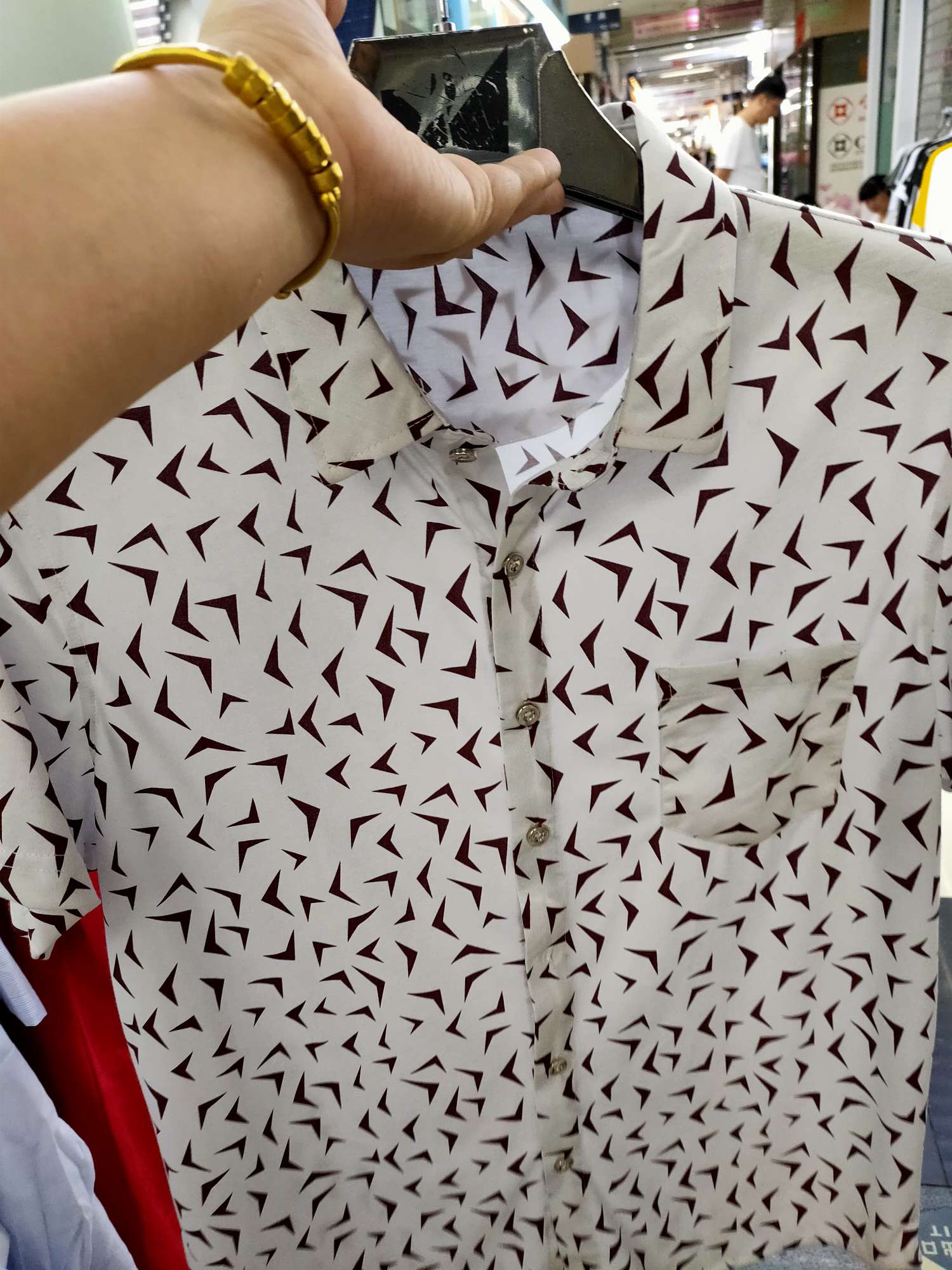 Men' clothing thumbnail