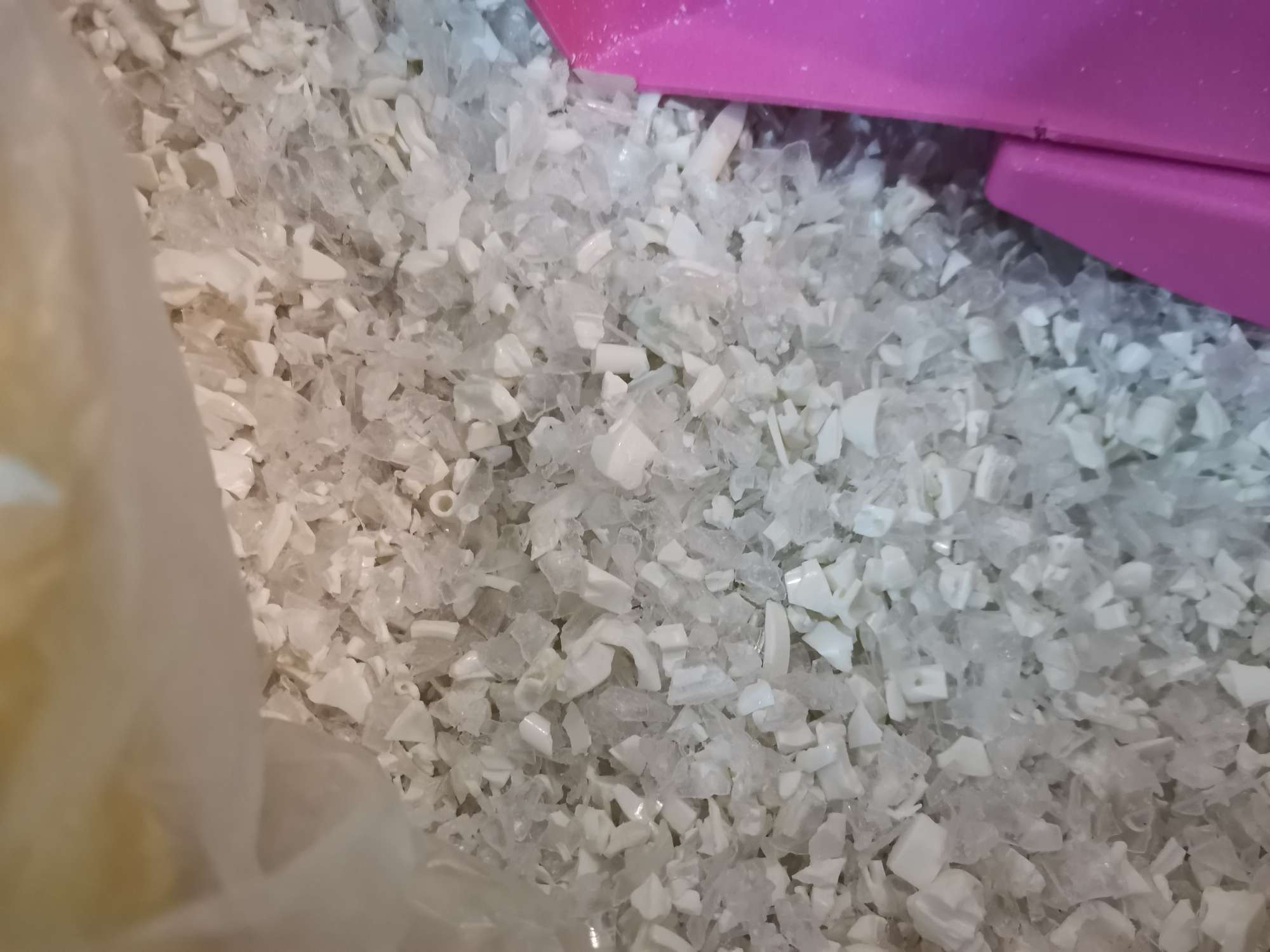 K-gum plastic particles details Picture