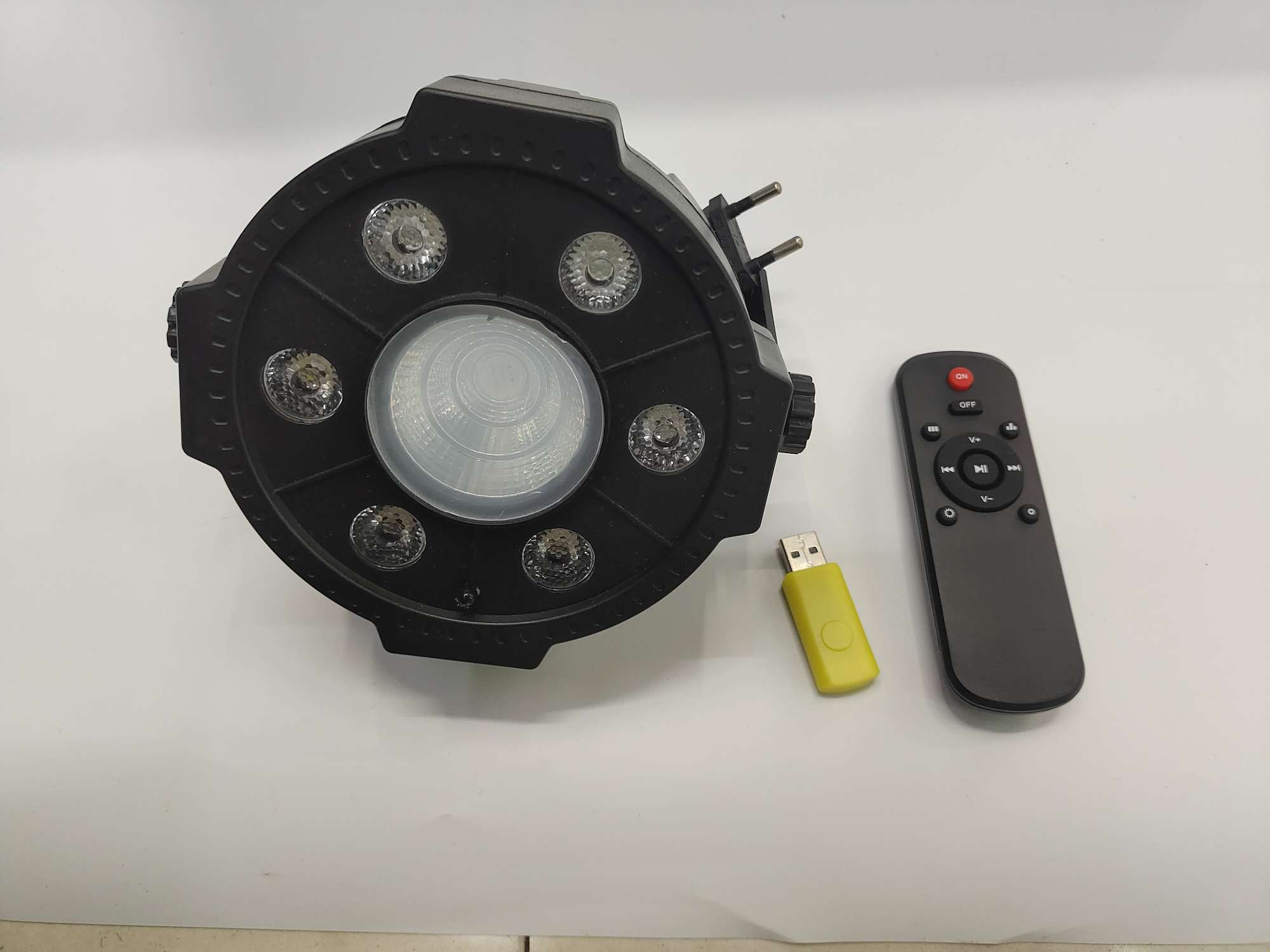 蓝牙频闪帕灯产品图