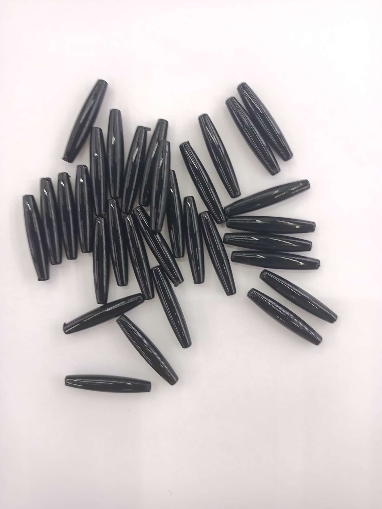 6x28黑色米珠