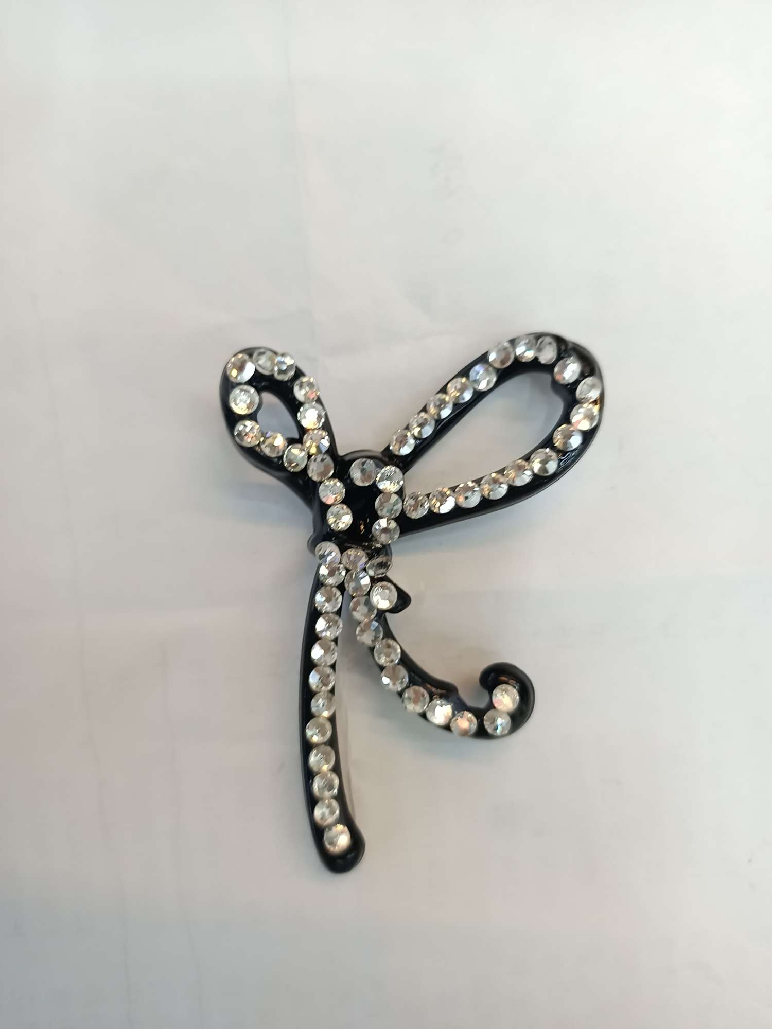 Butterfly Diamond Pearl Accessories Application Scenario