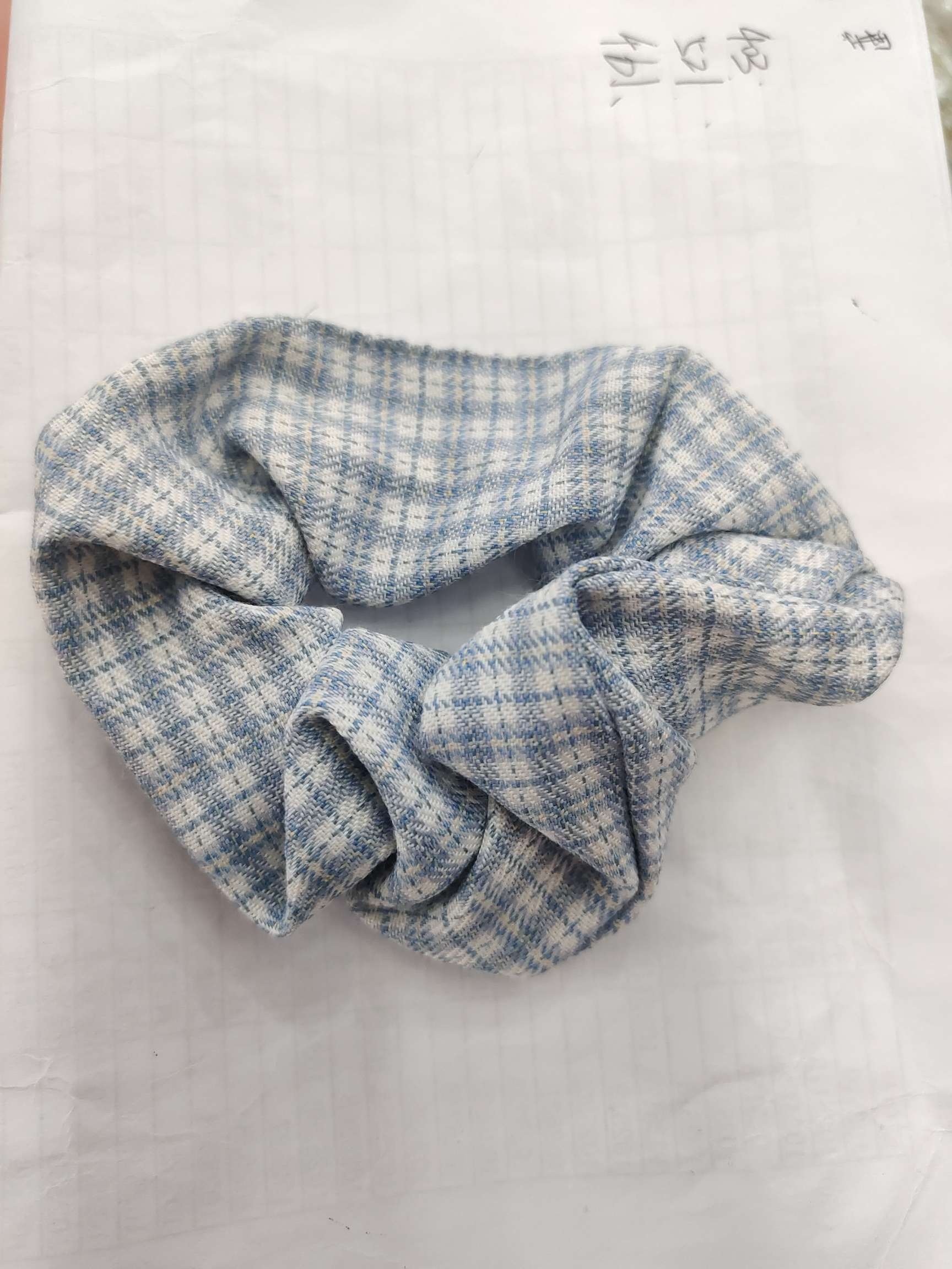 Song Yanfei (jennie) features the same bm large intestine ring hair band as the Internet celebrity, a sweet Korean pig large intestine headband, and an ins hair tie for women Specification image