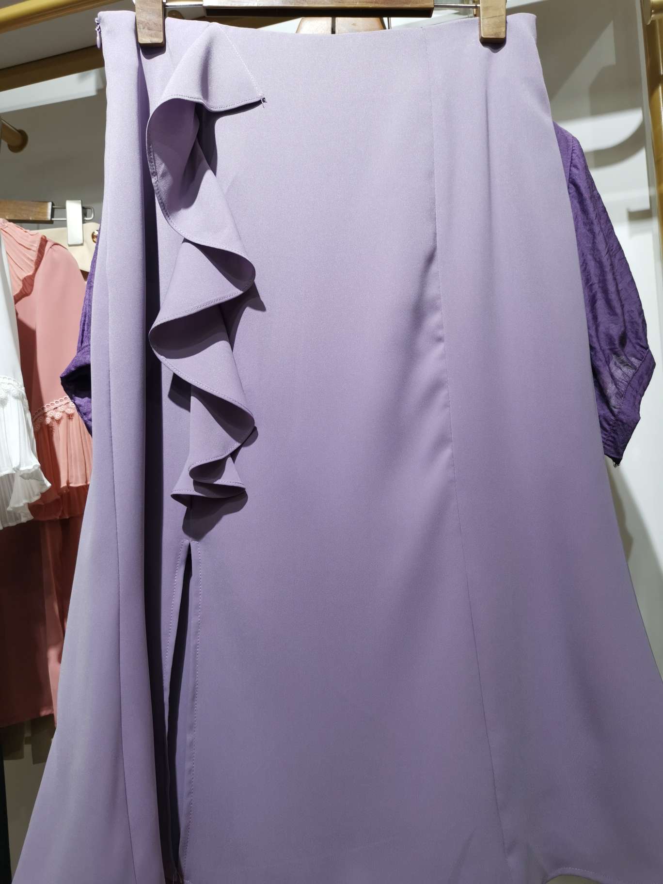 紫罗兰带花边开叉时尚女诏