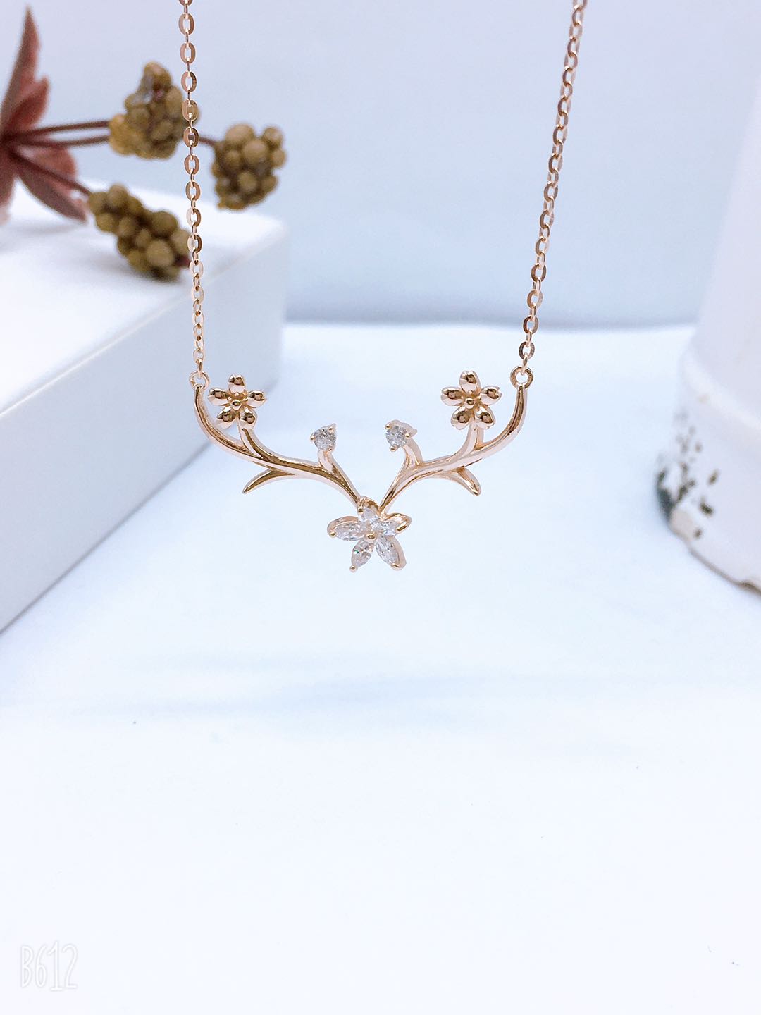 Necklace 19 thumbnail