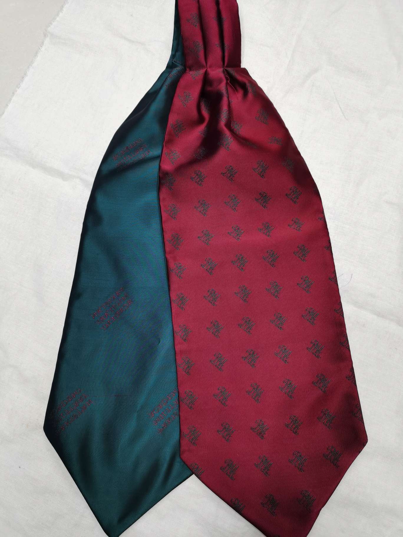 Double Tie Double ribbon details Picture