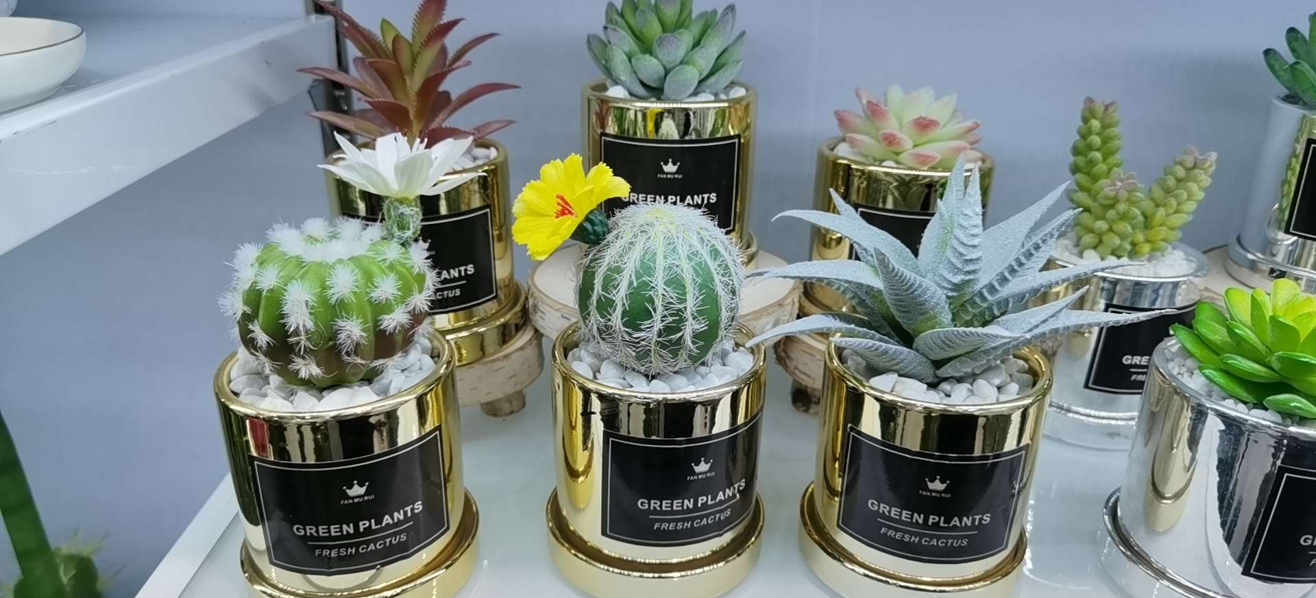 Hanlv simulation succulent plant potted plants, ceramic gold-plated creative succulent potted plants, a bestseller in foreign trade