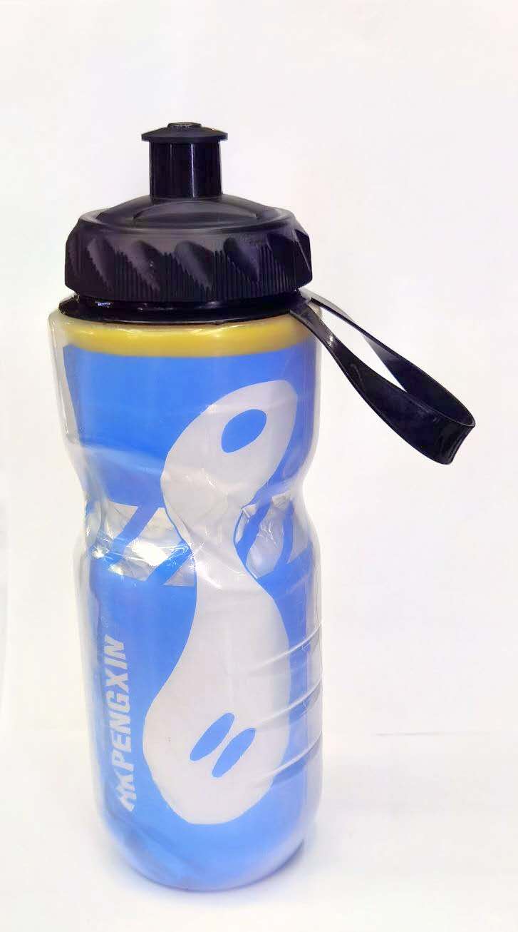 200815 Double ring water bottle Ice water bottle Double plastic cycling water bottle Sports water bottle bicycle electric motorcycle water bottle