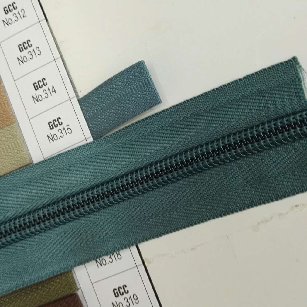 No.5 nylon zipper national card no. 315 high quality 3 kg 200 yards complete color can be customized