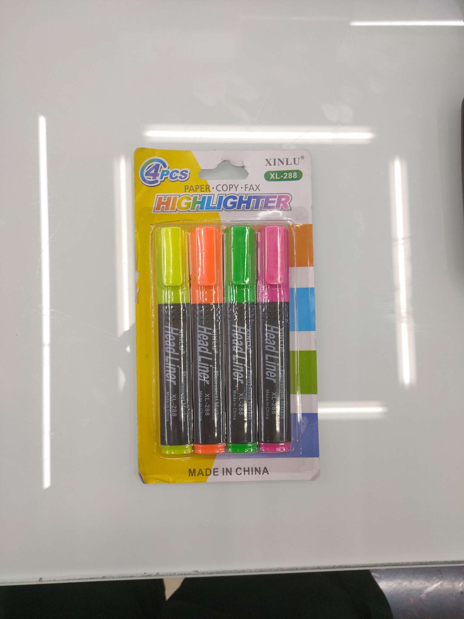 Xl-288 Four-color highlighter thumbnail