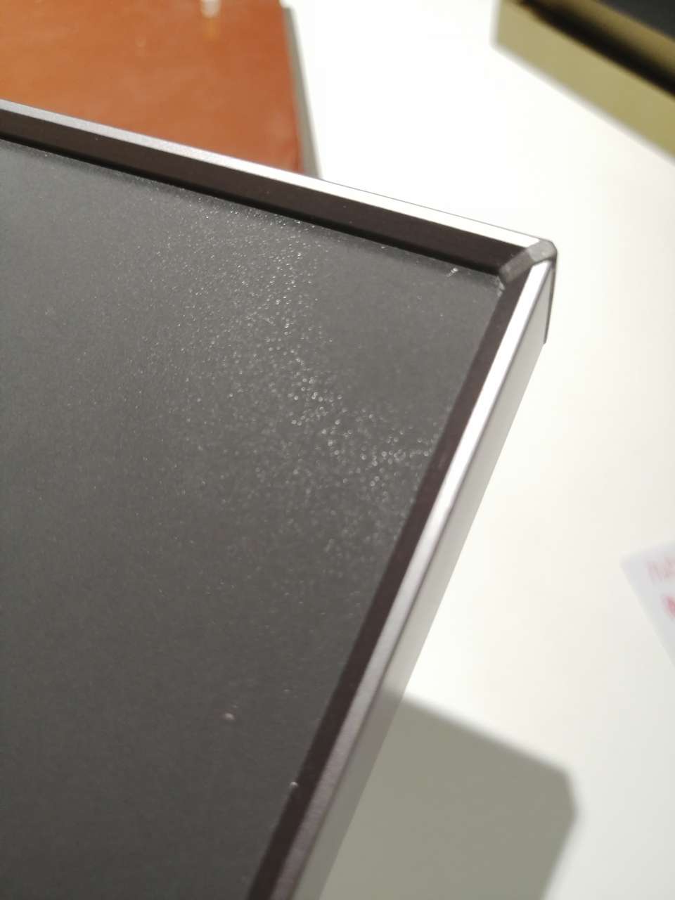 Ge Hui Board selects carbon gloss board for custom-made cabinet doors in dark gray Specification image