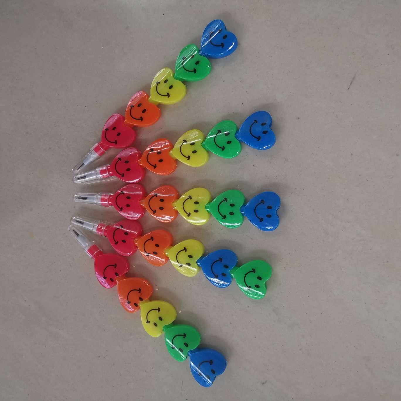 Bullet pen, heart-shaped pen Specification image