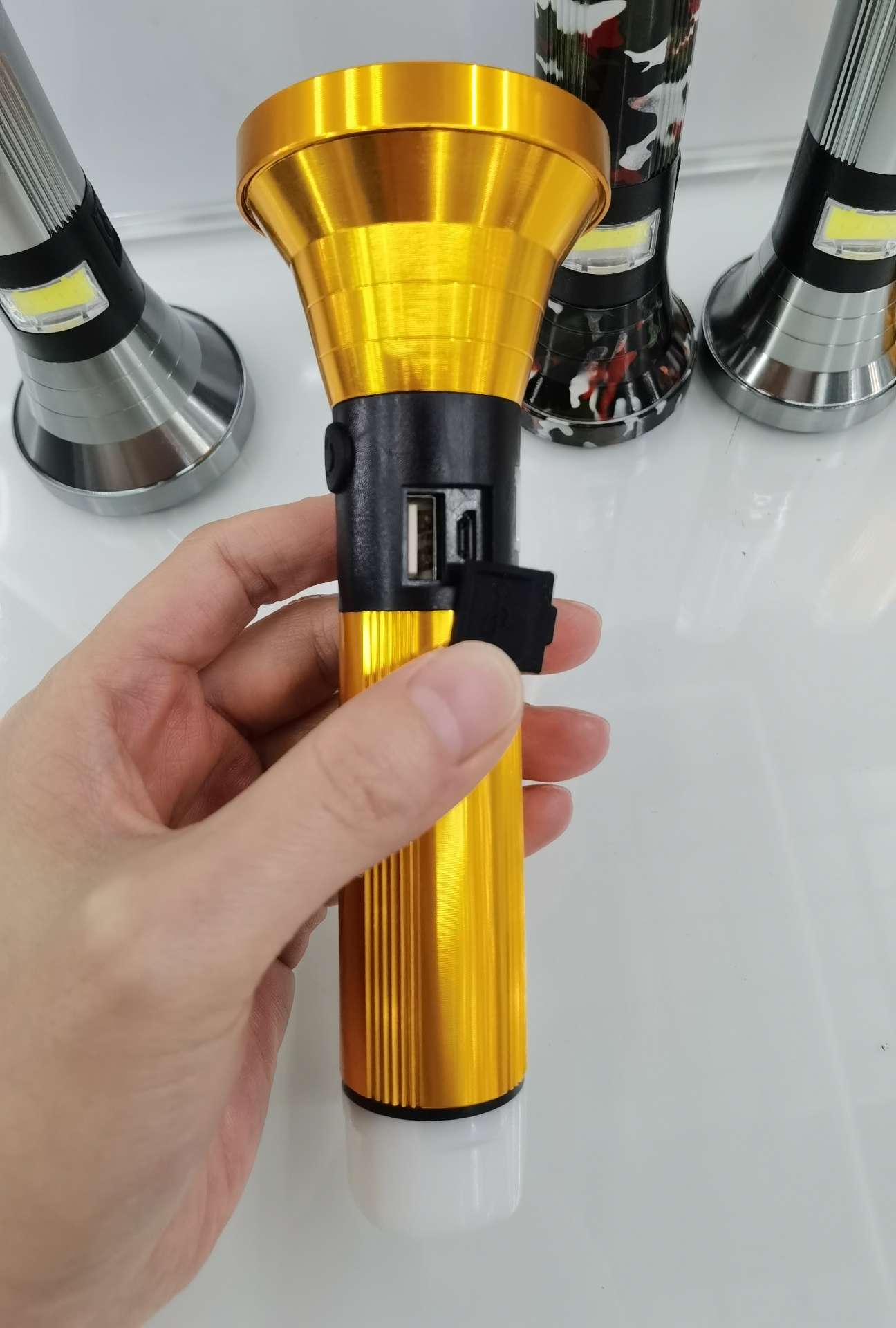 DY-2002 rechargeable flashlight Specification image