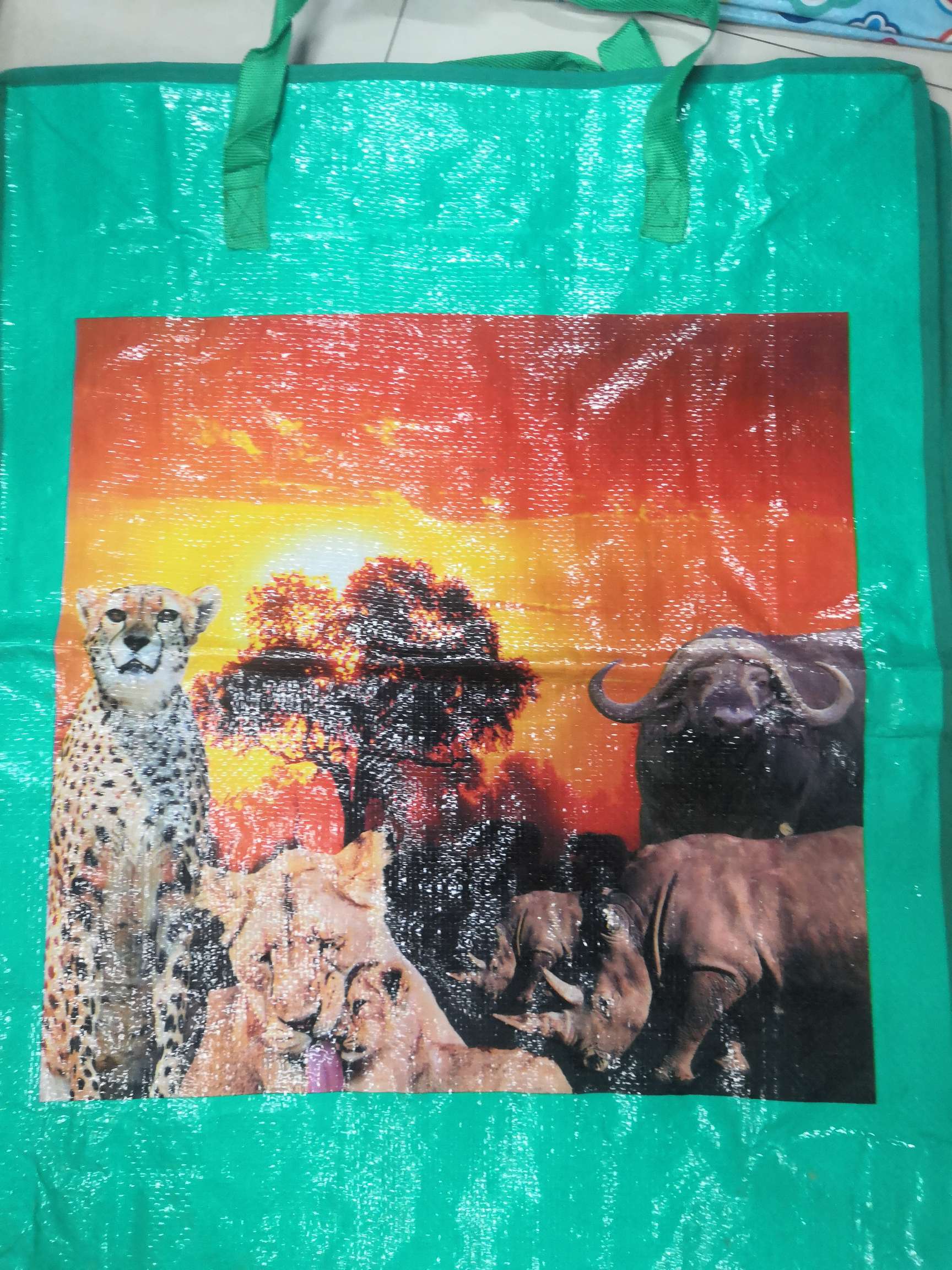 Green sunset red animal woven bags