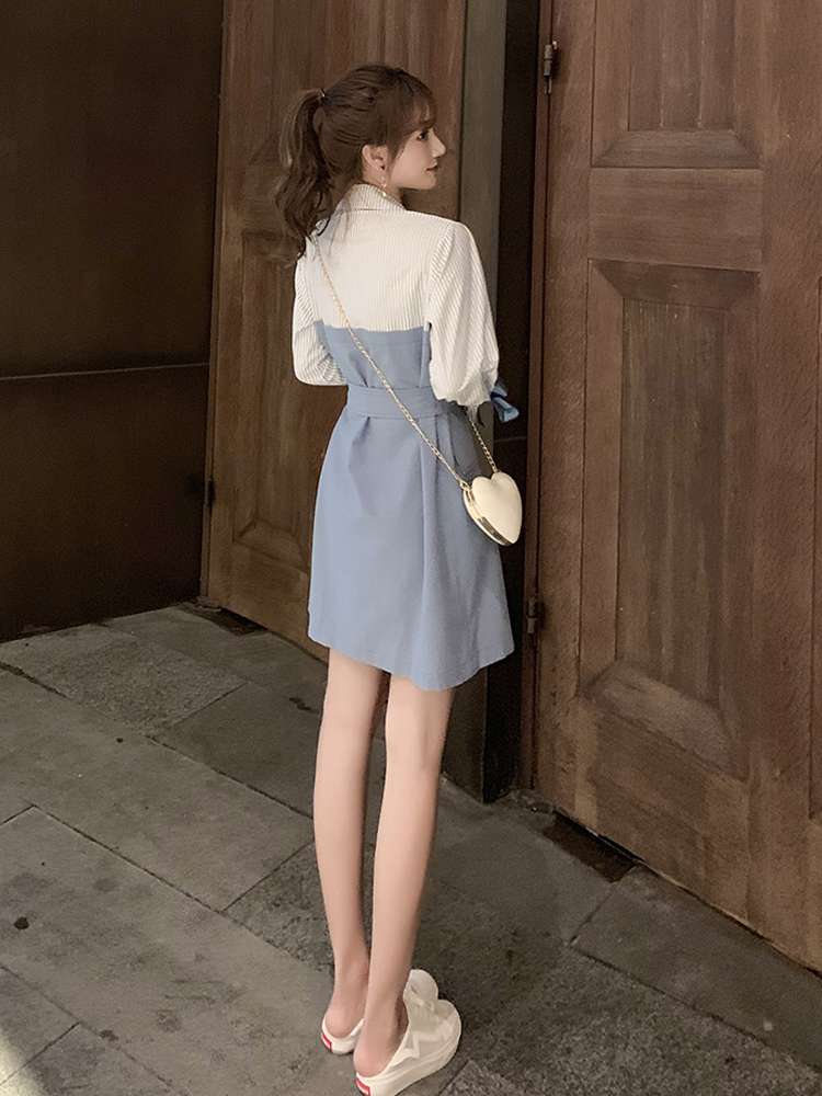This short and petite autumn dress is a new style of women's school style, retro and sweet, first love polo shirt dress from 2020