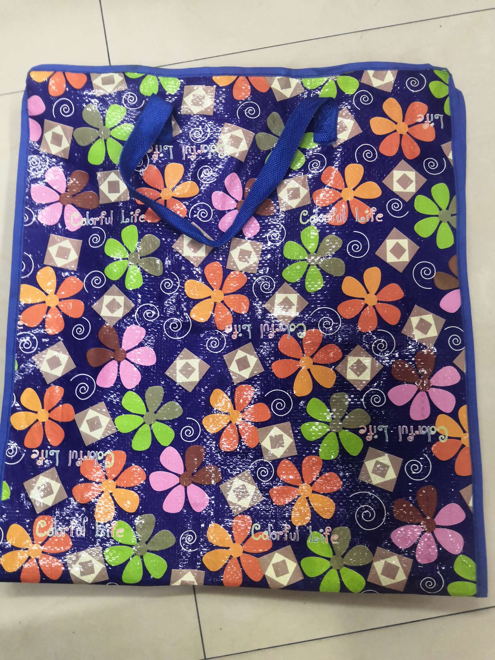 Small flower woven bags