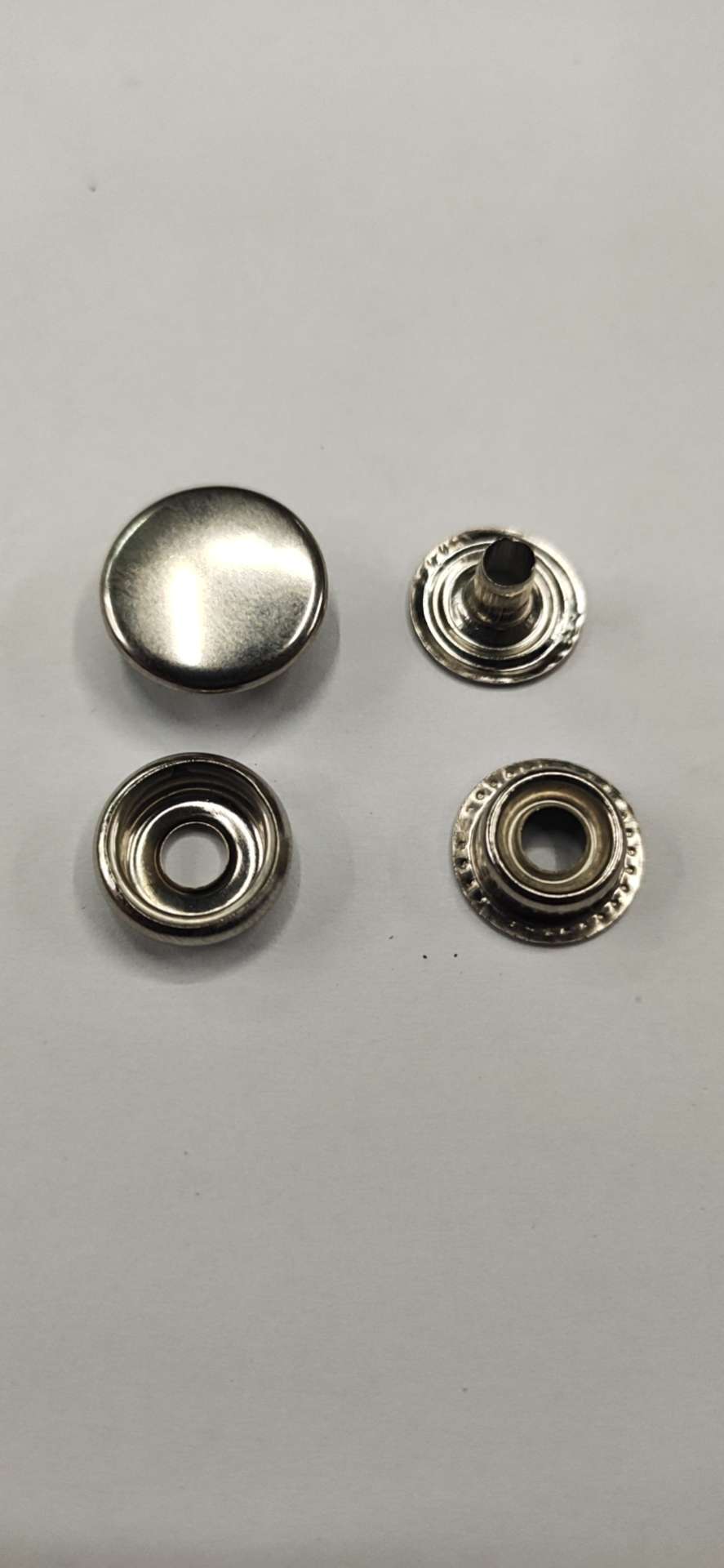 The heart of the shoe buckle comes in various sizes details Picture