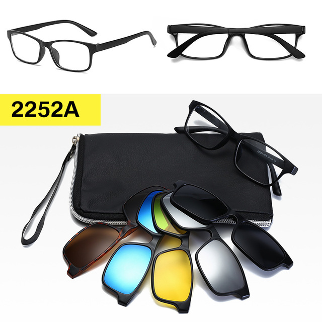 2252 a set of mirrors